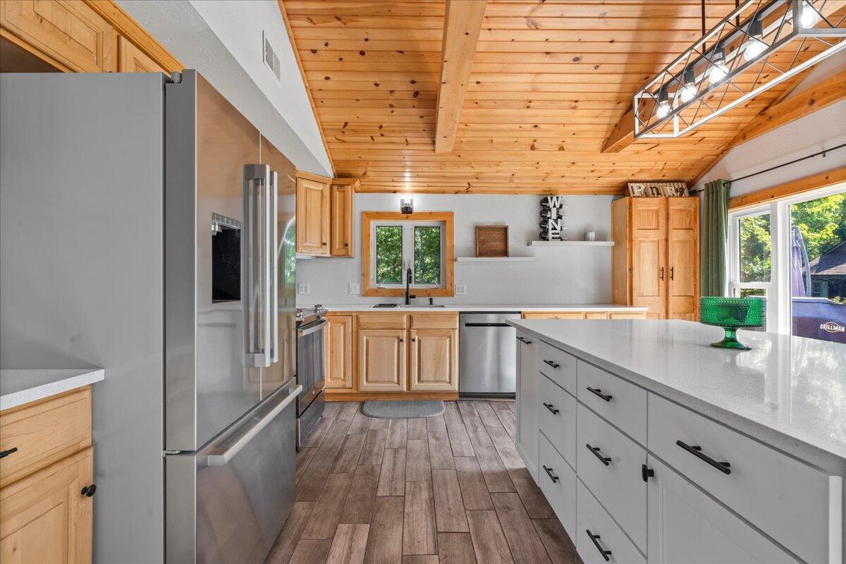 Wisconsin Lake Home for sale (MLS#: 1925373) at 11421  Sy Lake Ln, in Schleswig, Wisconsin. (9 of 50)