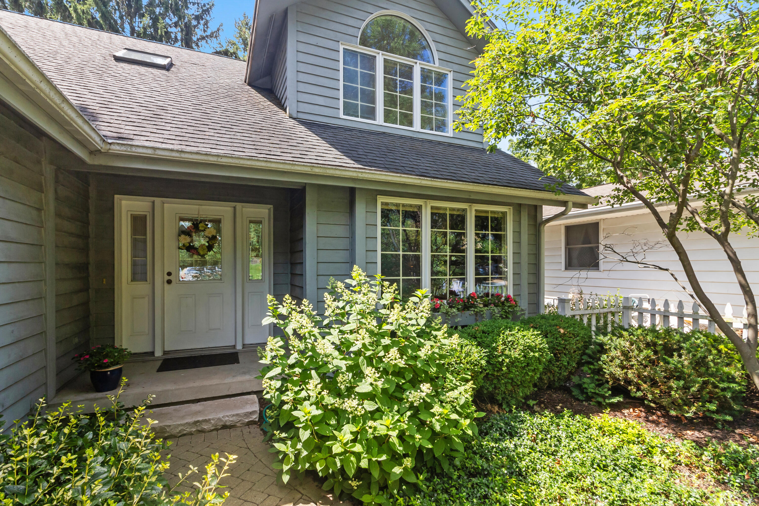 Wisconsin Lake Home for sale (MLS#: 1925492) at 1554  Orchard Ln, in Lake Geneva, Wisconsin. (6 of 35)