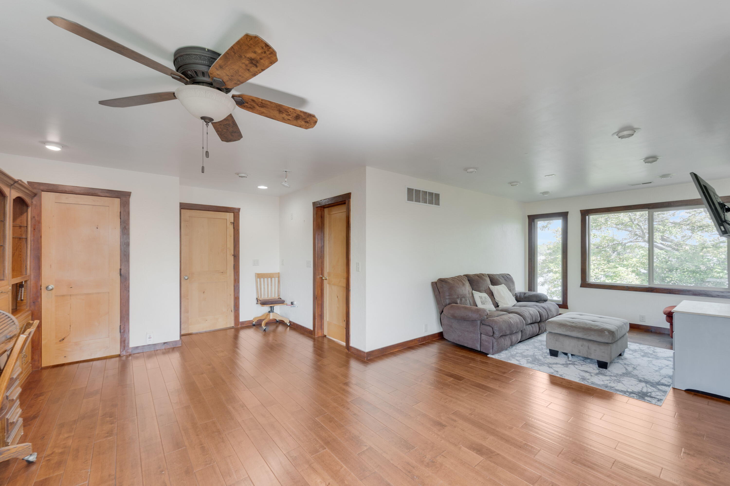 Wisconsin Lake Home for sale (MLS#: 1925496) at 31014  Weiler Rd, in Burlington, Wisconsin. (17 of 34)