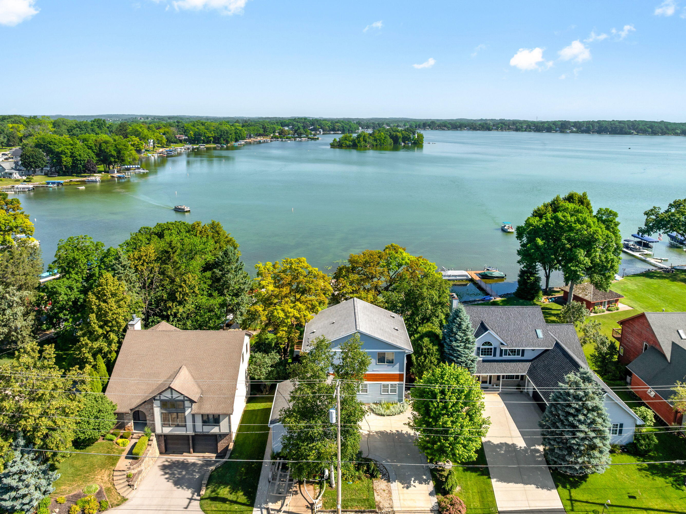 Wisconsin Lake Home for sale (MLS#: 1925496) at 31014  Weiler Rd, in Burlington, Wisconsin. (3 of 34)