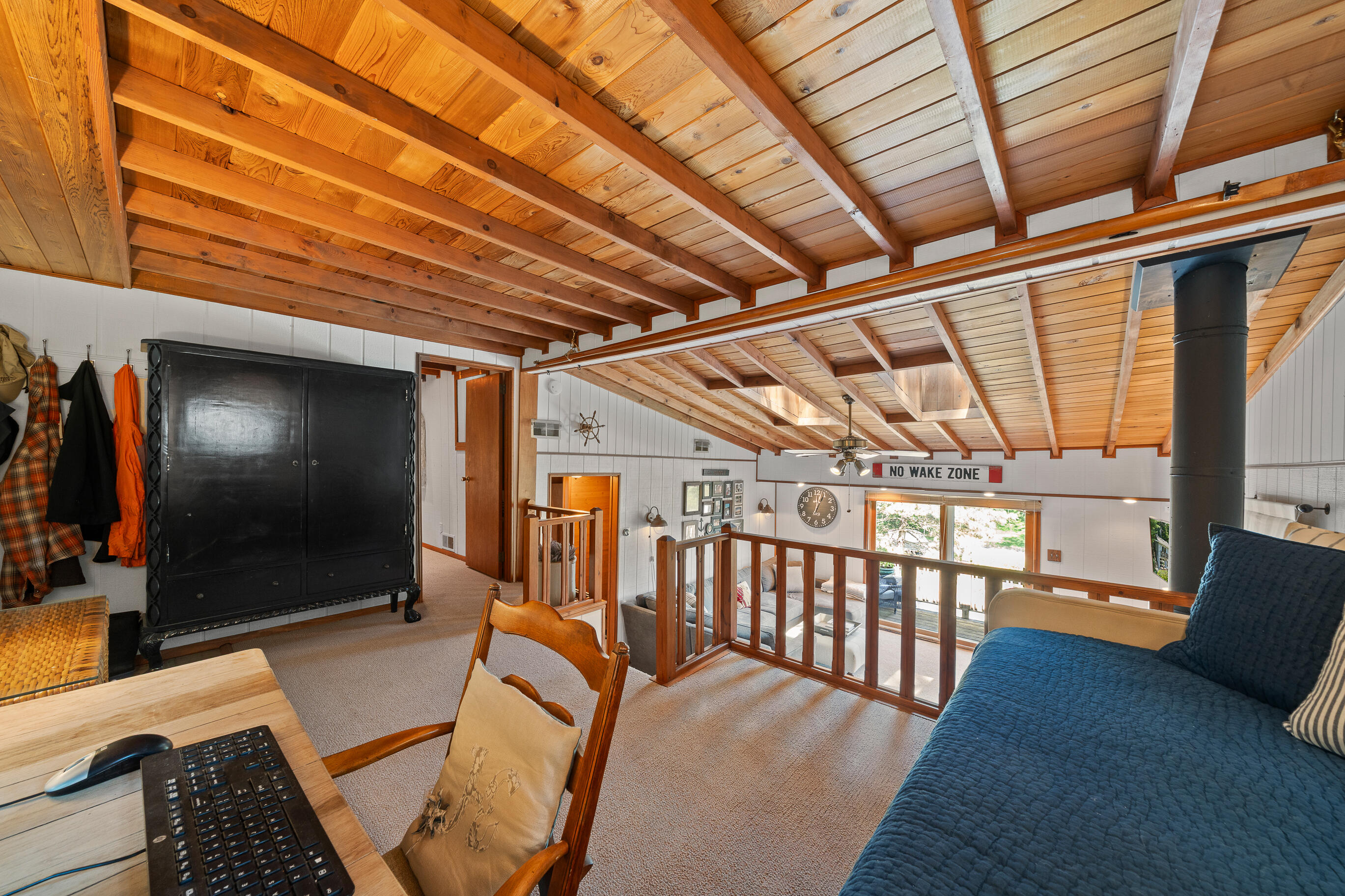 Wisconsin Lake Home for sale (MLS#: 1925602) at W5680  Ridge Rd, in La Grange, Wisconsin. (7 of 56)