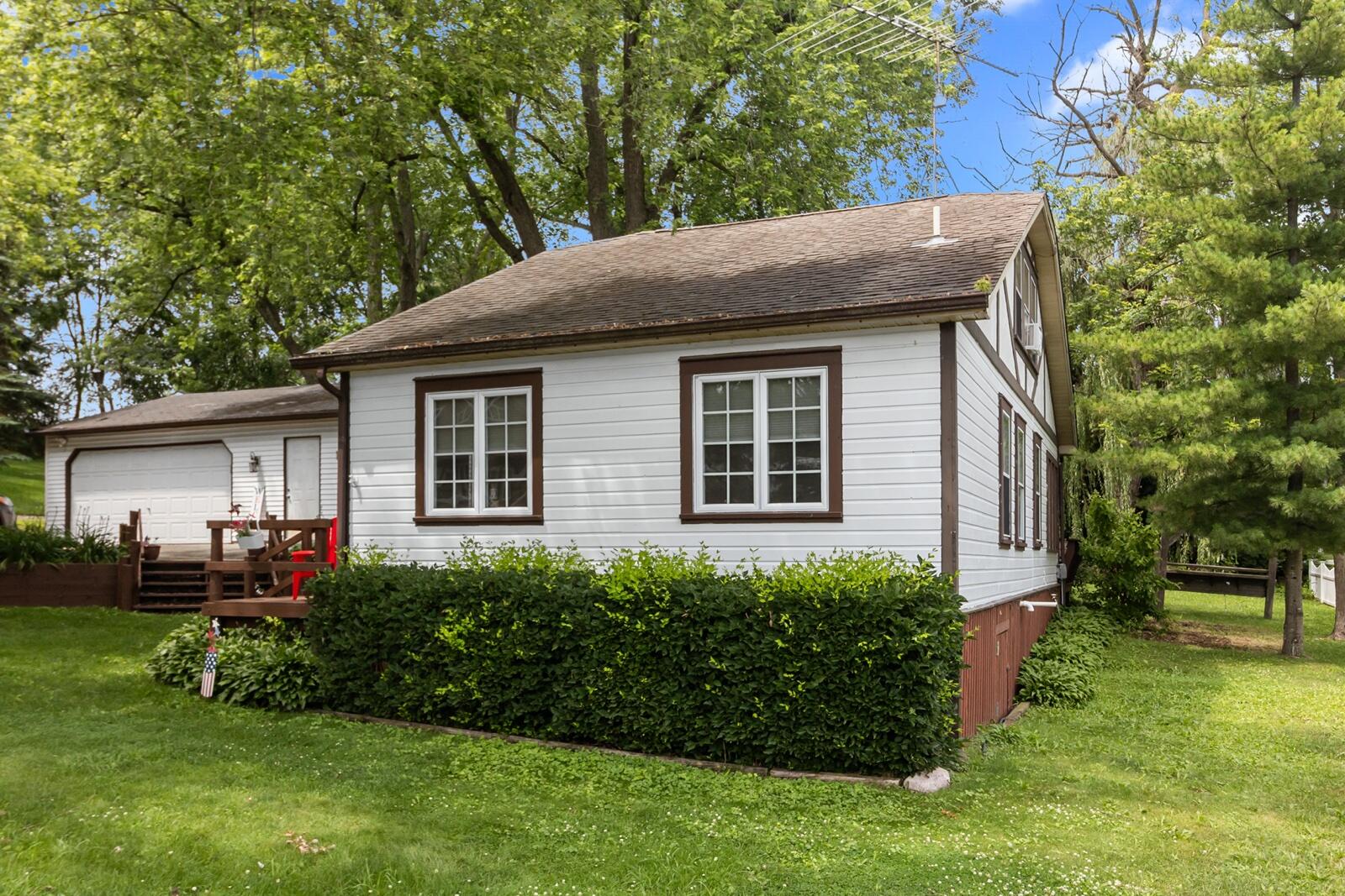 Wisconsin Lake Home for sale (MLS#: 1925785) at 4117  Chestnut Ave, in Delavan, Wisconsin. (11 of 37)