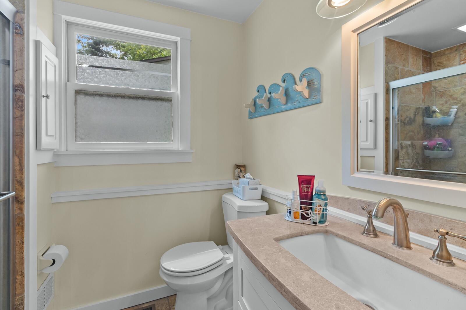 Wisconsin Lake Home for sale (MLS#: 1925785) at 4117  Chestnut Ave, in Delavan, Wisconsin. (14 of 37)