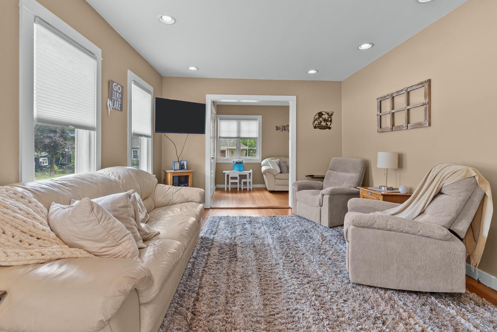 Wisconsin Lake Home for sale (MLS#: 1925785) at 4117  Chestnut Ave, in Delavan, Wisconsin. (19 of 37)