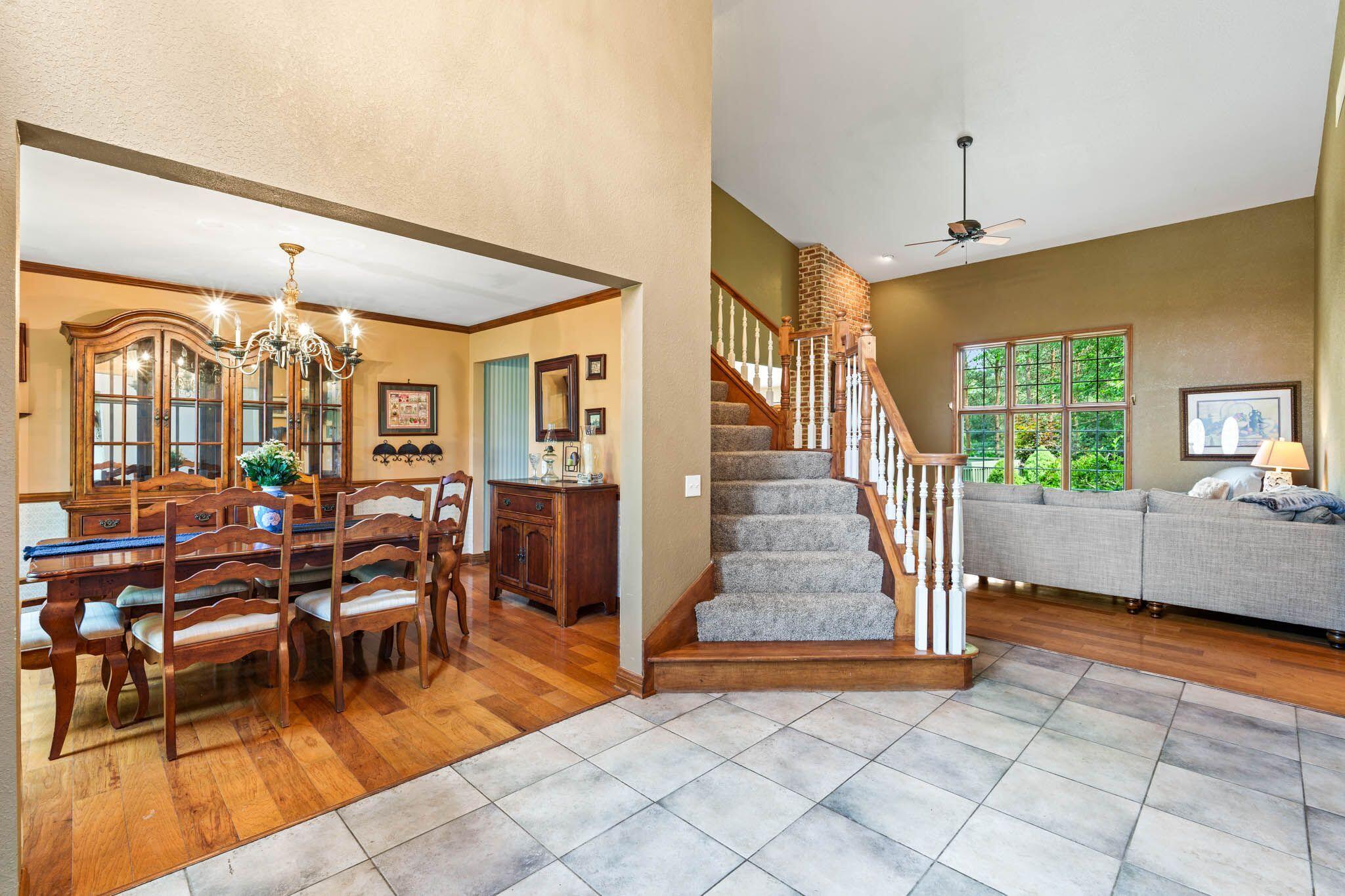 Wisconsin Lake Home for sale (MLS#: 1925786) at 412  Sand Hill Ln, in Dousman, Wisconsin. (25 of 57)