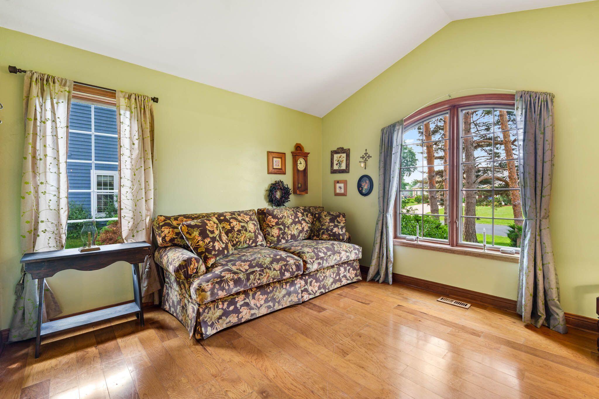 Wisconsin Lake Home for sale (MLS#: 1925786) at 412  Sand Hill Ln, in Dousman, Wisconsin. (26 of 57)