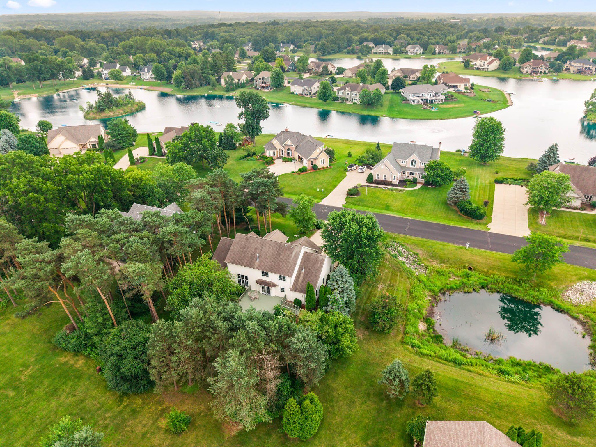 Wisconsin Lake Home for sale (MLS#: 1925786) at 412  Sand Hill Ln, in Dousman, Wisconsin. (4 of 57)