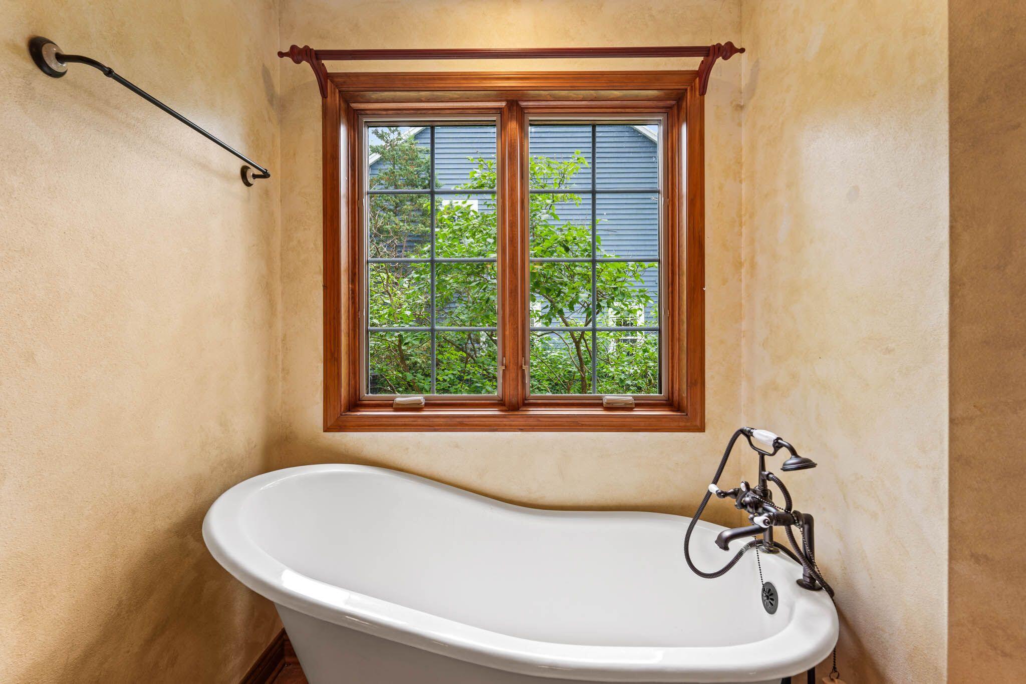 Wisconsin Lake Home for sale (MLS#: 1925786) at 412  Sand Hill Ln, in Dousman, Wisconsin. (36 of 57)
