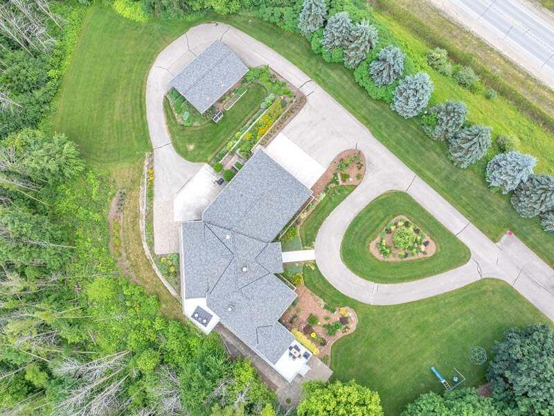 Wisconsin Lake Home for sale (MLS#: 1925942) at 752  Dartmouth Dr, in Sheboygan Falls, Wisconsin. (49 of 53)