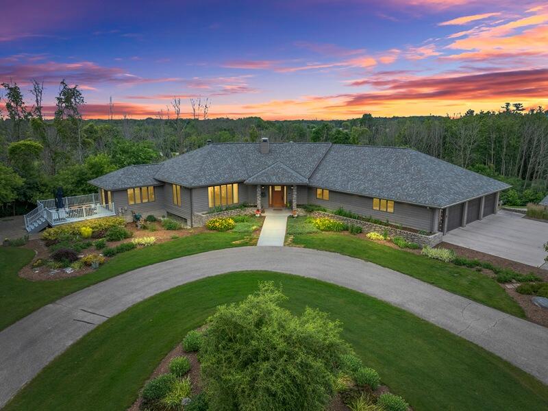 Wisconsin Lake Home for sale (MLS#: 1925942) at 752  Dartmouth Dr, in Sheboygan Falls, Wisconsin. (50 of 53)