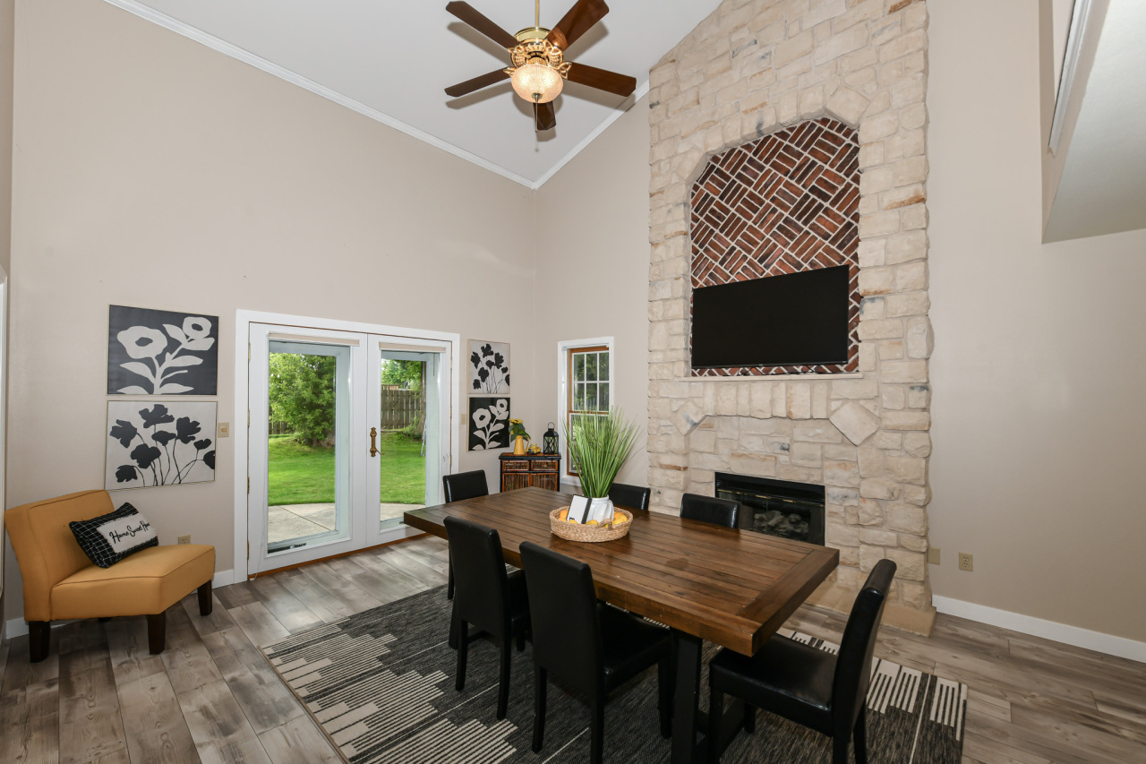 Wisconsin Lake Home for sale (MLS#: 1926003) at W156S7962  Audrey Ct, in Muskego, Wisconsin. (15 of 42)