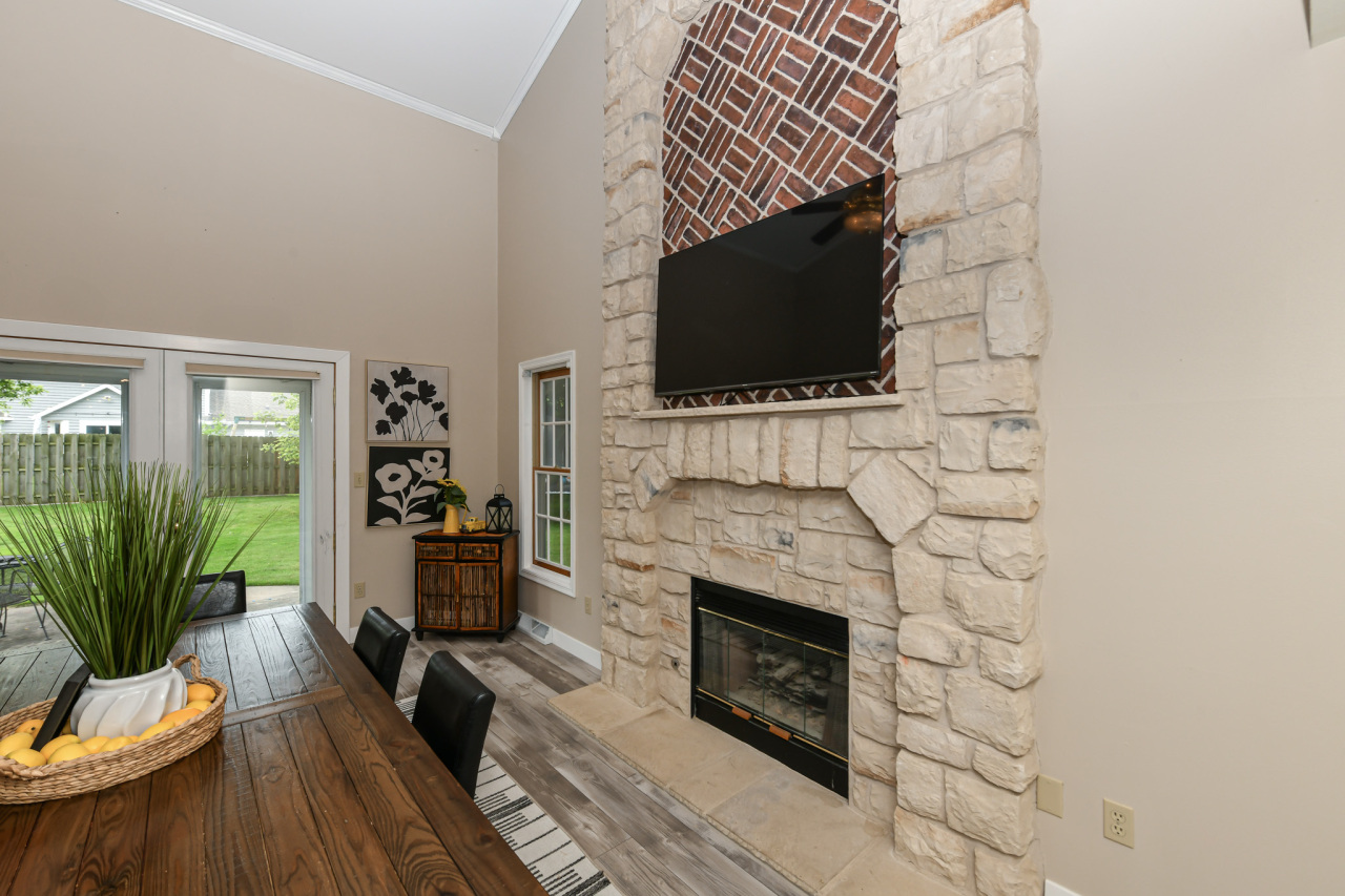Wisconsin Lake Home for sale (MLS#: 1926003) at W156S7962  Audrey Ct, in Muskego, Wisconsin. (16 of 42)