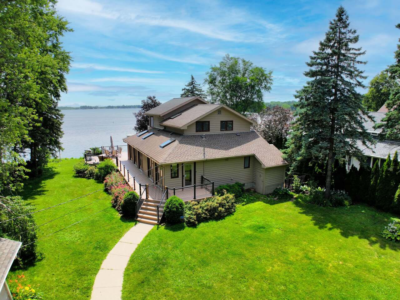 Wisconsin Lake Home for sale (MLS#: 1926129) at 23235 N Shore Dr, in Dover, Wisconsin. (5 of 46)