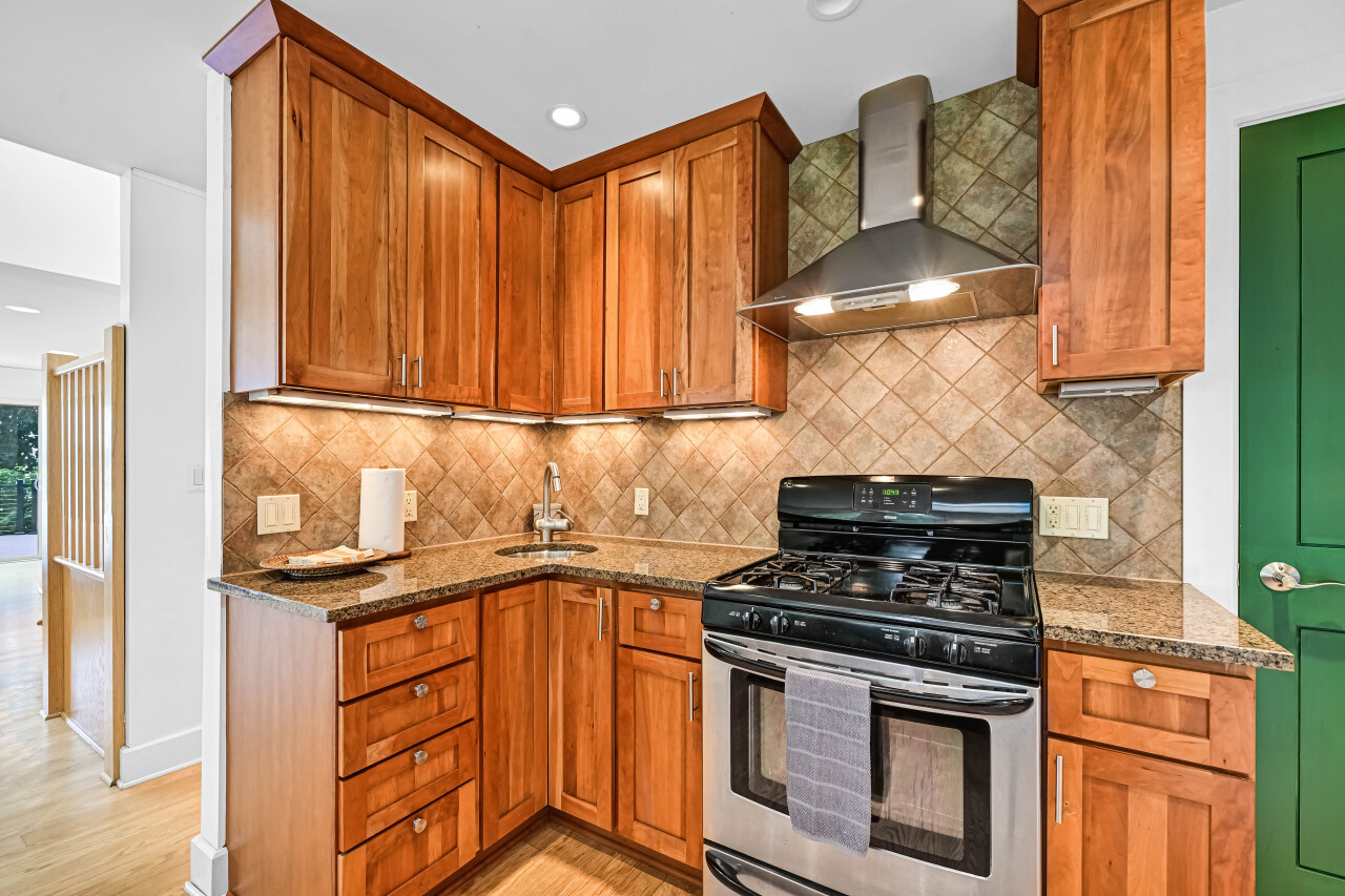 Wisconsin Lake Home for sale (MLS#: 1926129) at 23235 N Shore Dr, in Dover, Wisconsin. (8 of 46)