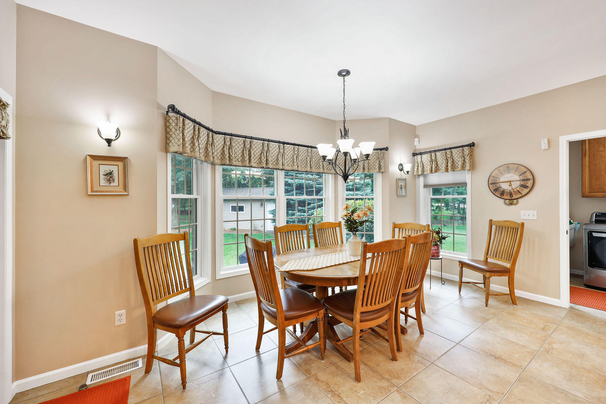 Wisconsin Lake Home for sale (MLS#: 1926154) at N7786  Legend Lake Cir, in Germantown, Wisconsin. (14 of 61)