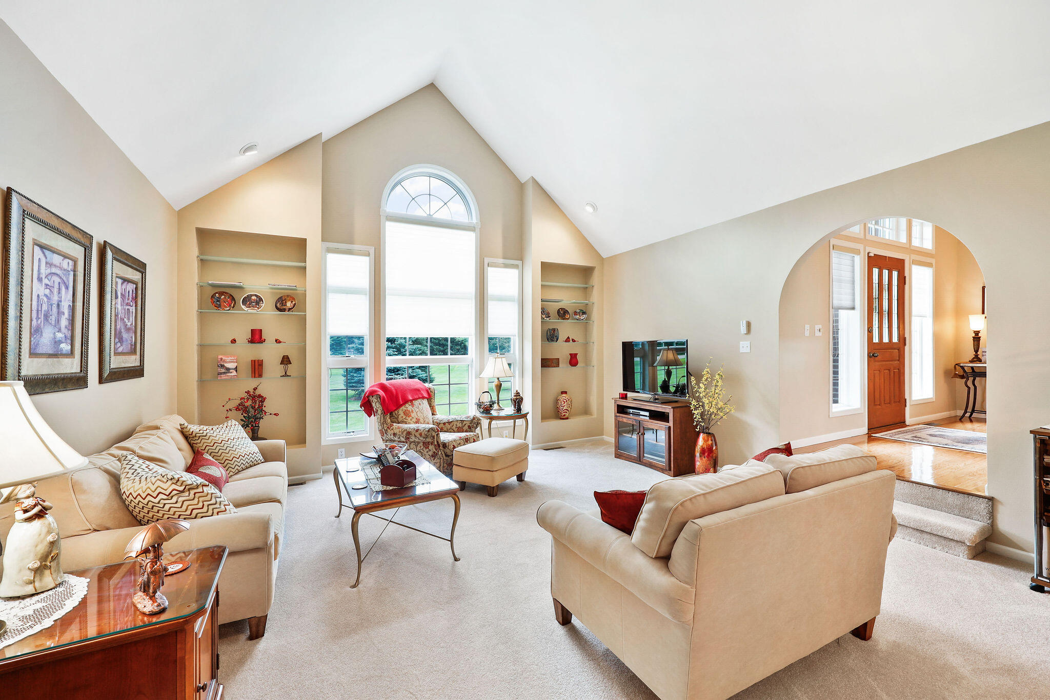 Wisconsin Lake Home for sale (MLS#: 1926154) at N7786  Legend Lake Cir, in Germantown, Wisconsin. (16 of 61)