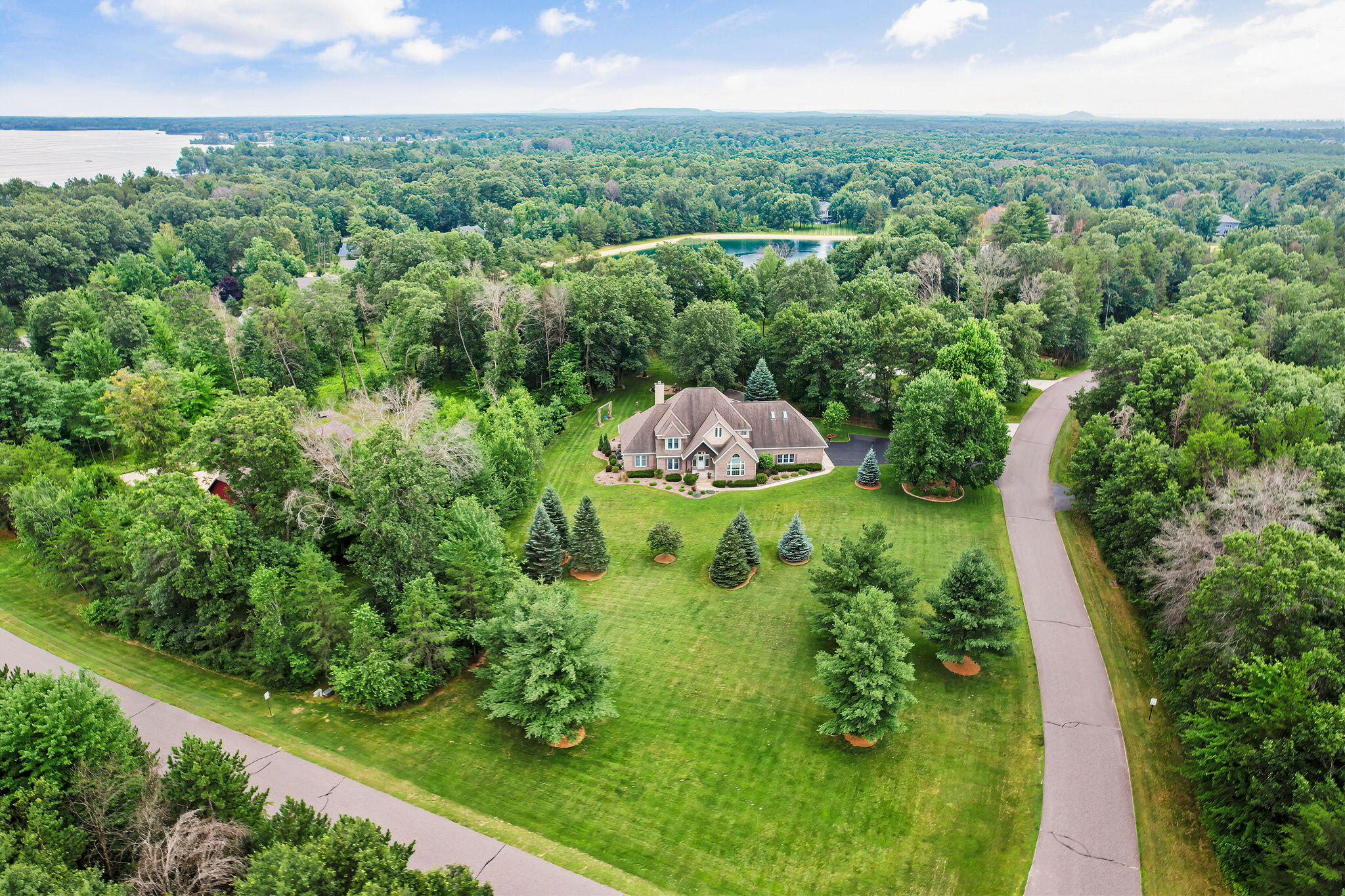 Wisconsin Lake Home for sale (MLS#: 1926154) at N7786  Legend Lake Cir, in Germantown, Wisconsin. (59 of 61)