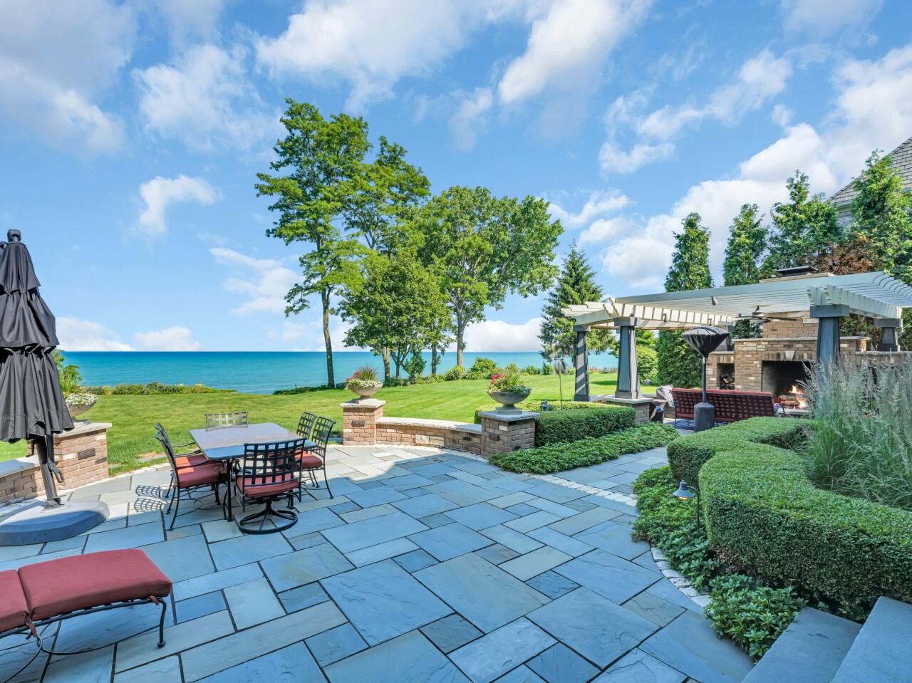Wisconsin Lake Home for sale (MLS#: 1926254) at 106  Michigan Ct, in Racine, Wisconsin. (107 of 132)
