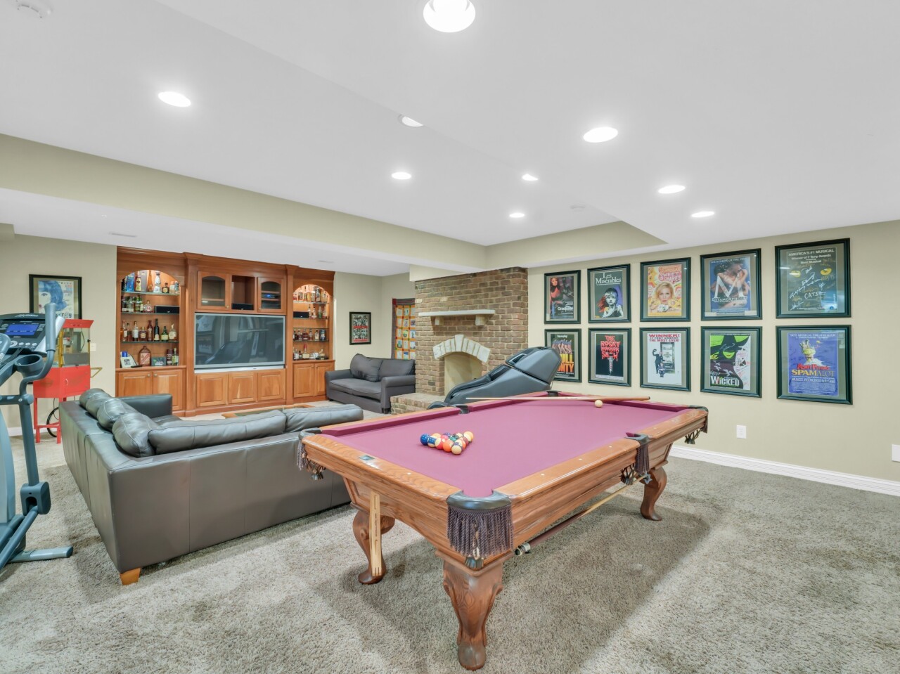 Wisconsin Lake Home for sale (MLS#: 1926254) at 106  Michigan Ct, in Racine, Wisconsin. (89 of 132)