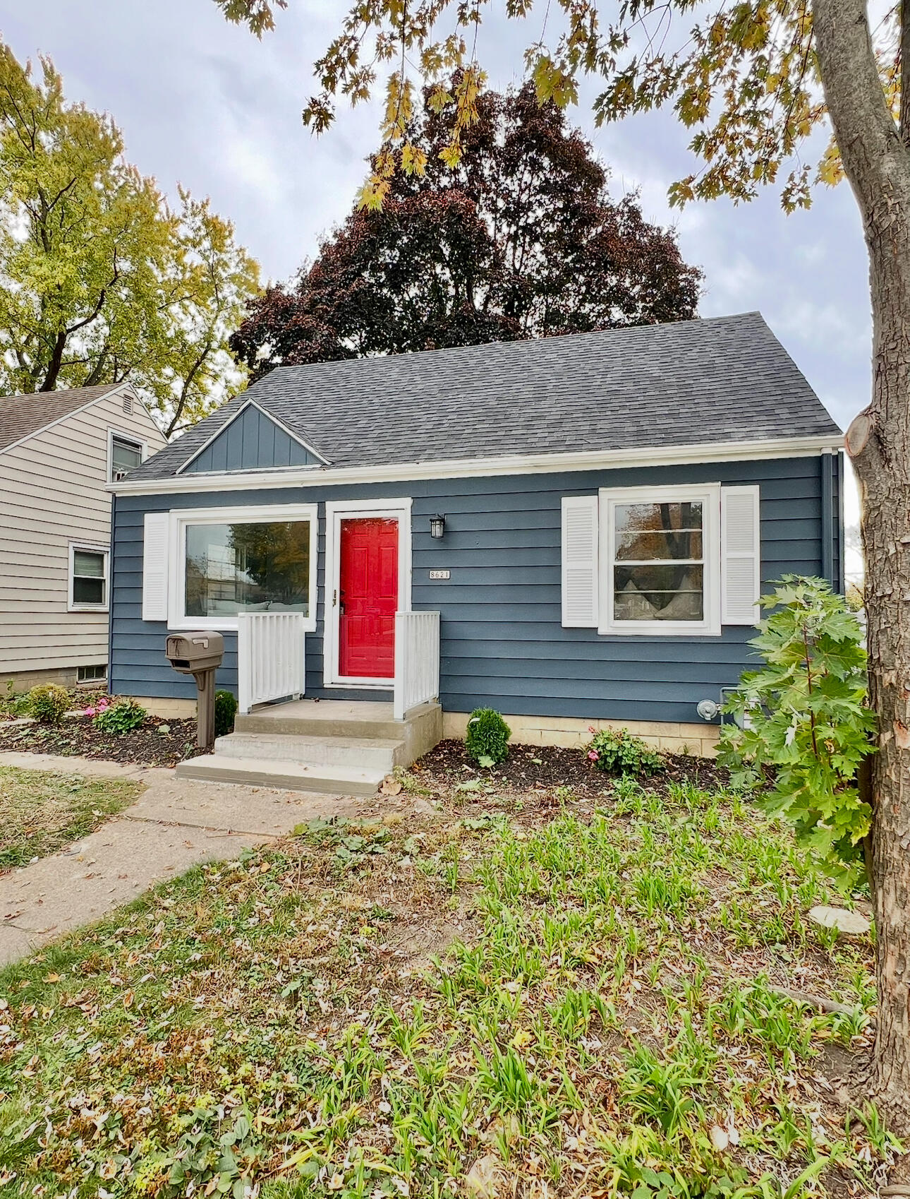 Wisconsin Lake Home for sale (MLS#: 1926304) at 8621 W Lisbon Ave, in Milwaukee, Wisconsin. (21 of 23)