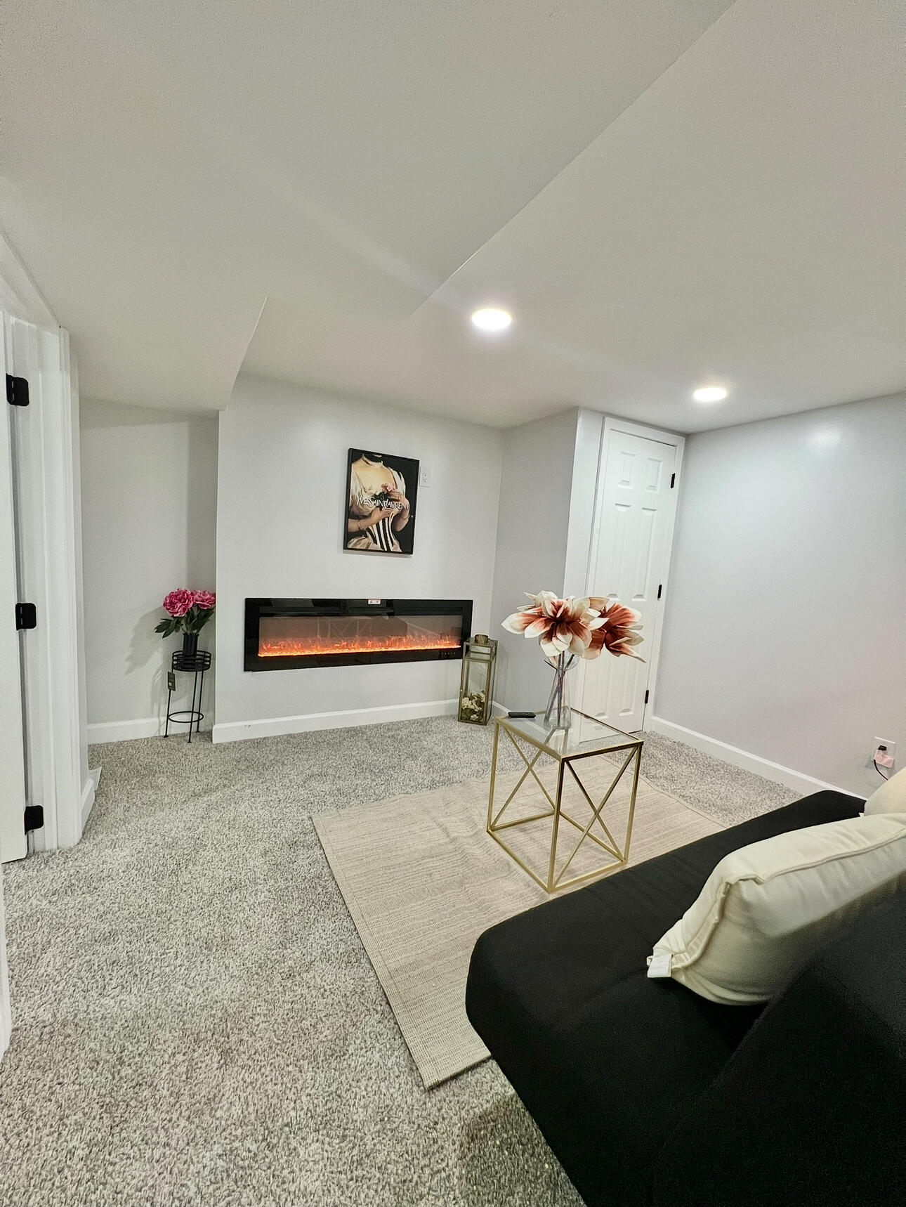 Wisconsin Lake Home for sale (MLS#: 1926336) at 4742 N 91st St, in Milwaukee, Wisconsin. (16 of 20)