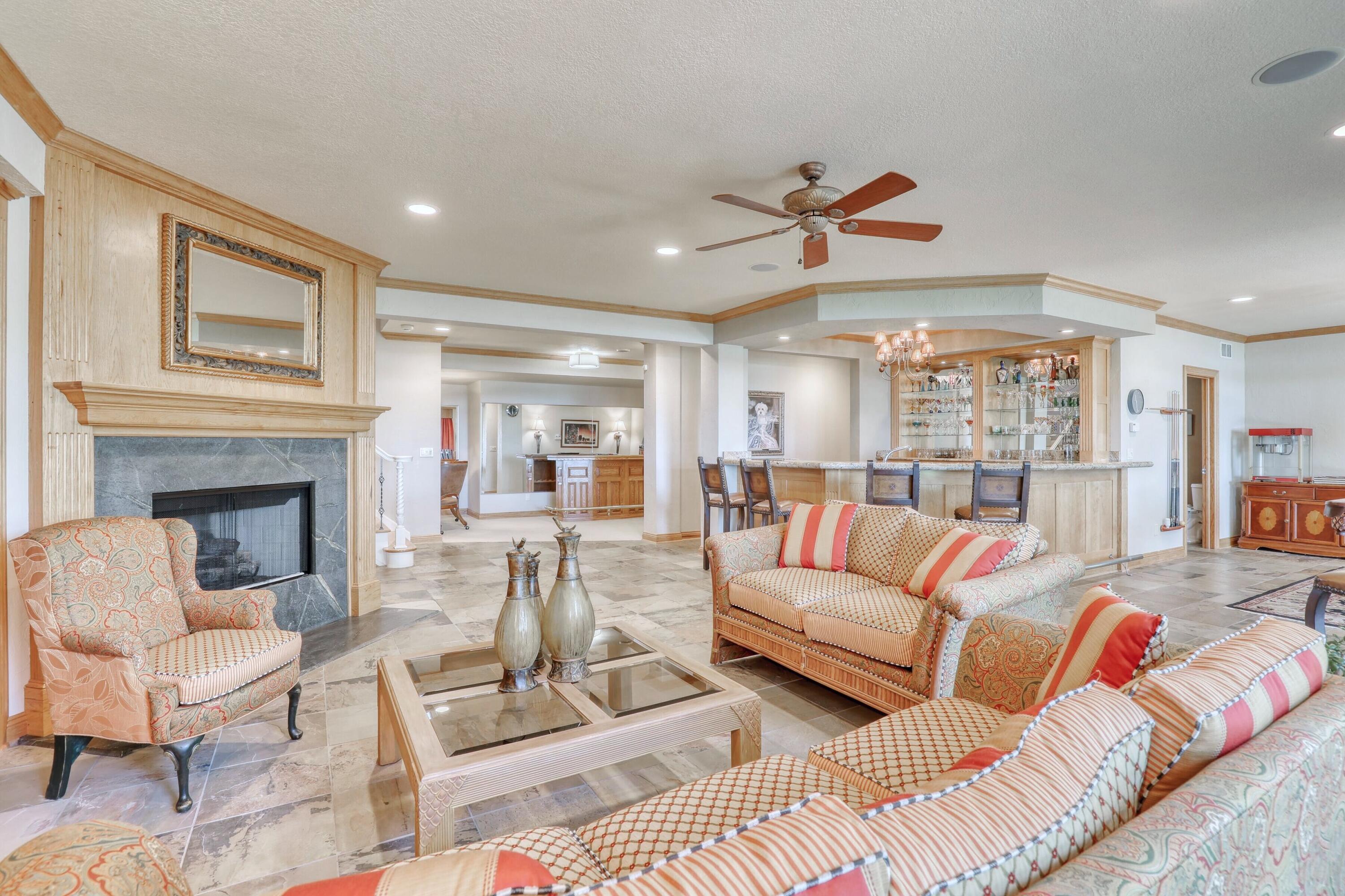 Wisconsin Lake Home for sale (MLS#: 1926337) at W278N2920  Oak St, in Pewaukee, Wisconsin. (27 of 48)