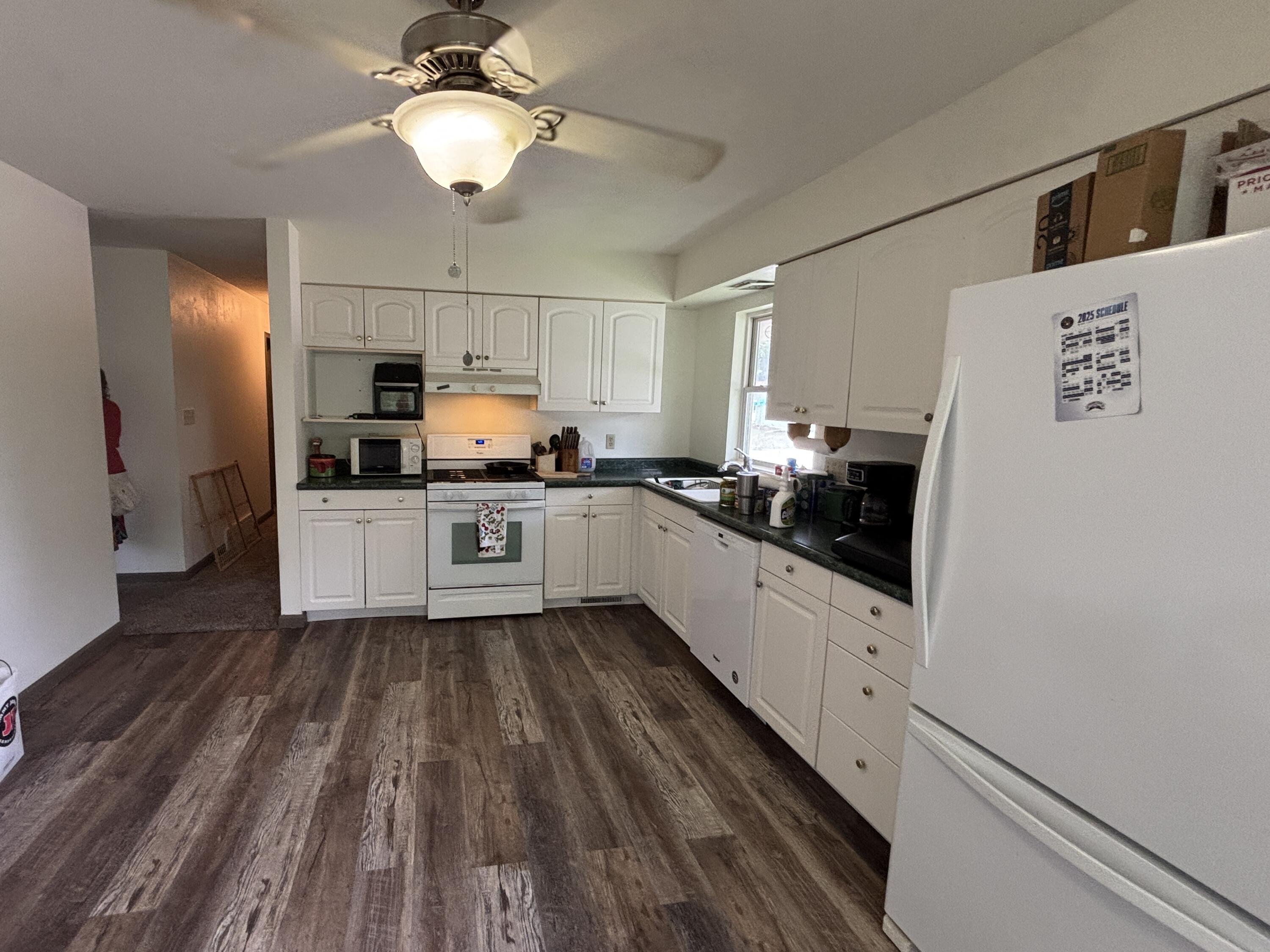 Wisconsin Lake Home for sale (MLS#: 1926476) at 816  Clay St, in Watertown, Wisconsin. (4 of 20)