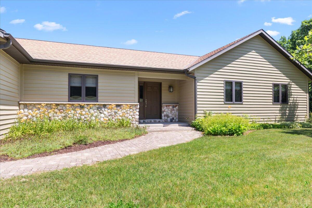 Wisconsin Lake Home for sale (MLS#: 1926510) at W8406  County Road A South -, in Scott, Wisconsin. (12 of 69)