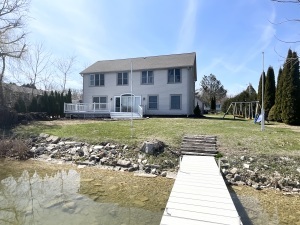 Wisconsin Lake Home for sale (MLS#: 1926547) at 3344  Lake Dr, in Hartford, Wisconsin. (7 of 36)