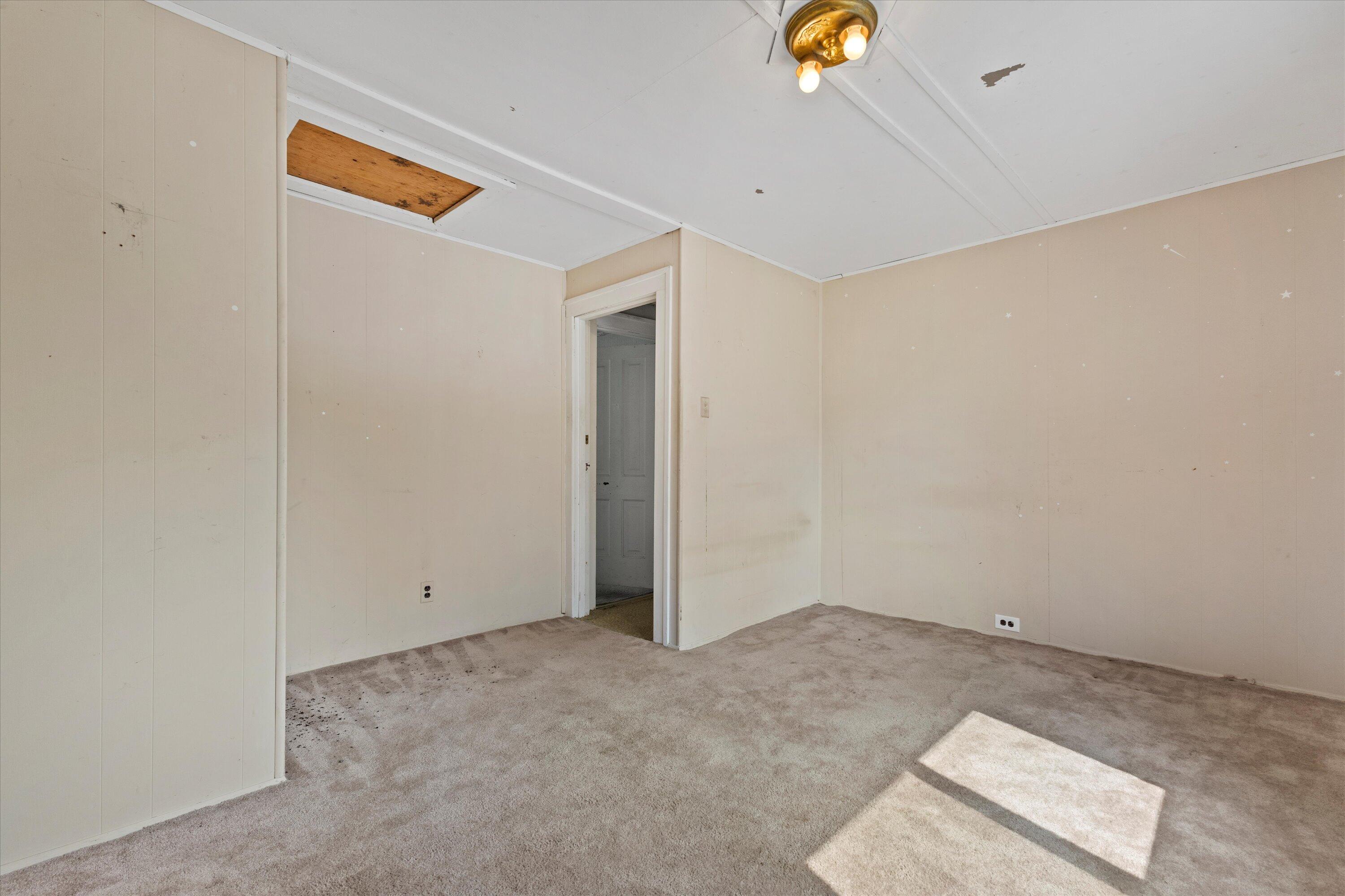 Wisconsin Lake Home for sale (MLS#: 1926600) at 1310 S Whitewater Ave, in Jefferson, Wisconsin. (28 of 55)