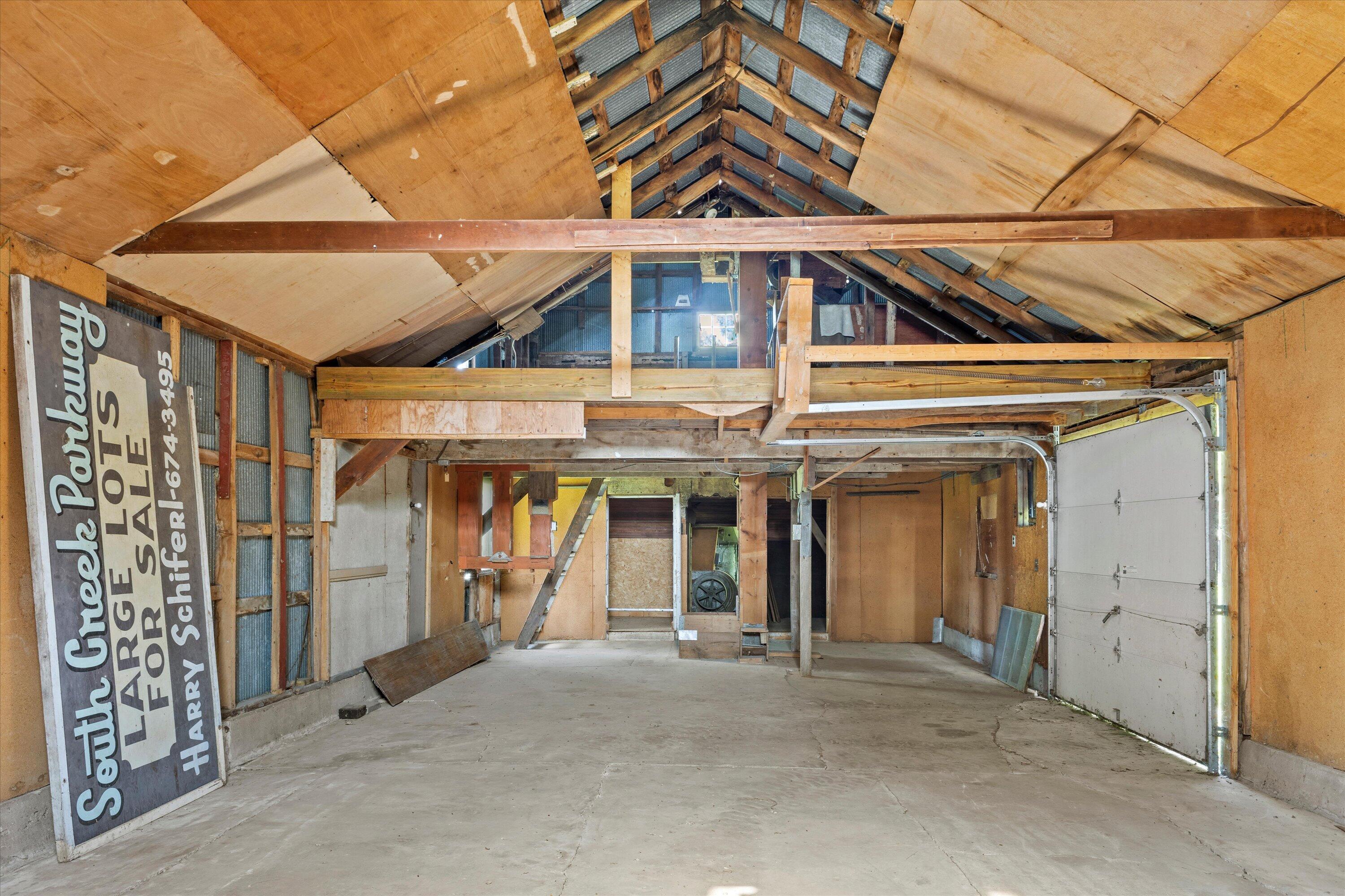 Wisconsin Lake Home for sale (MLS#: 1926600) at 1310 S Whitewater Ave, in Jefferson, Wisconsin. (39 of 55)