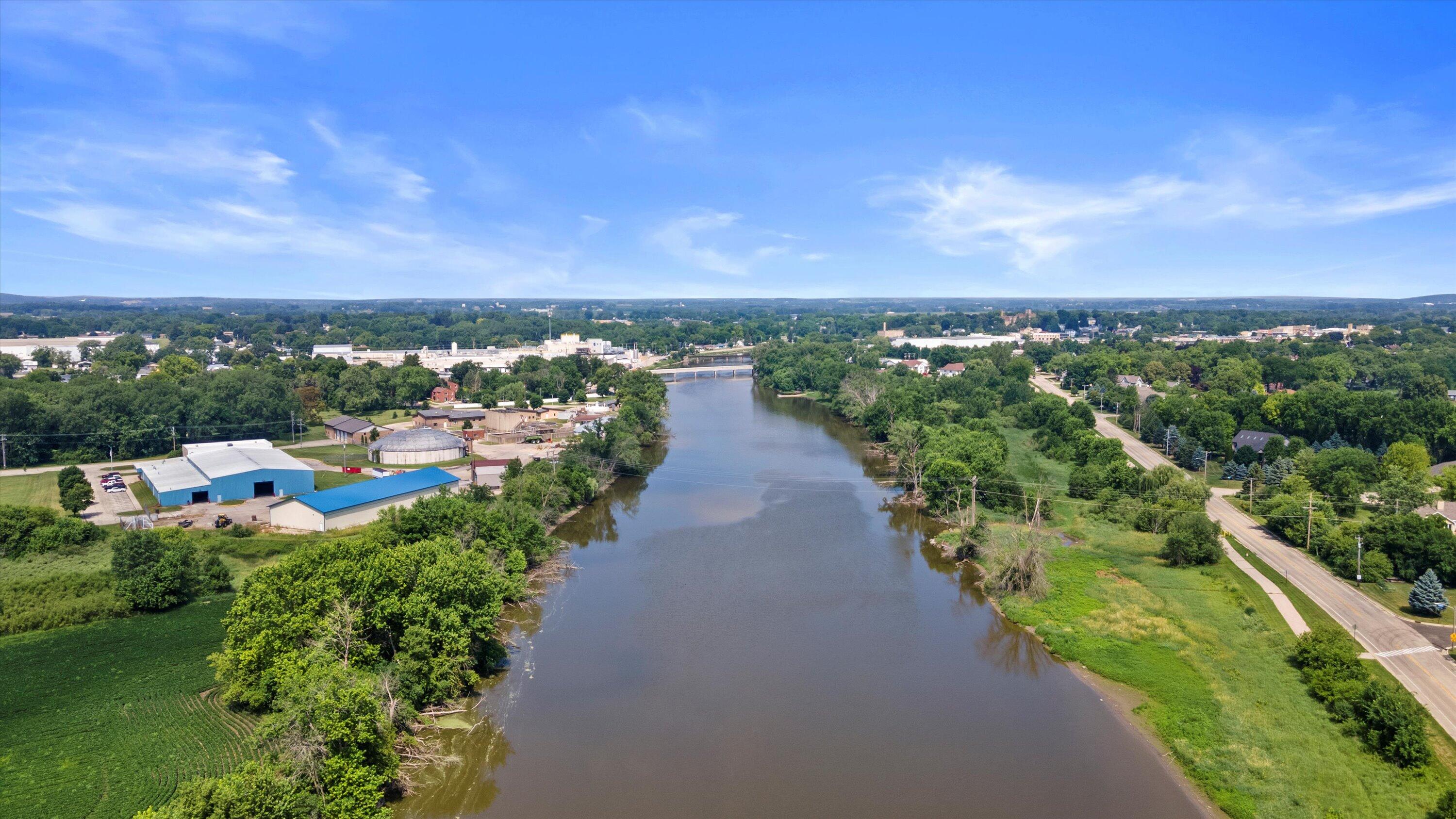 Wisconsin Lake Home for sale (MLS#: 1926600) at 1310 S Whitewater Ave, in Jefferson, Wisconsin. (49 of 55)