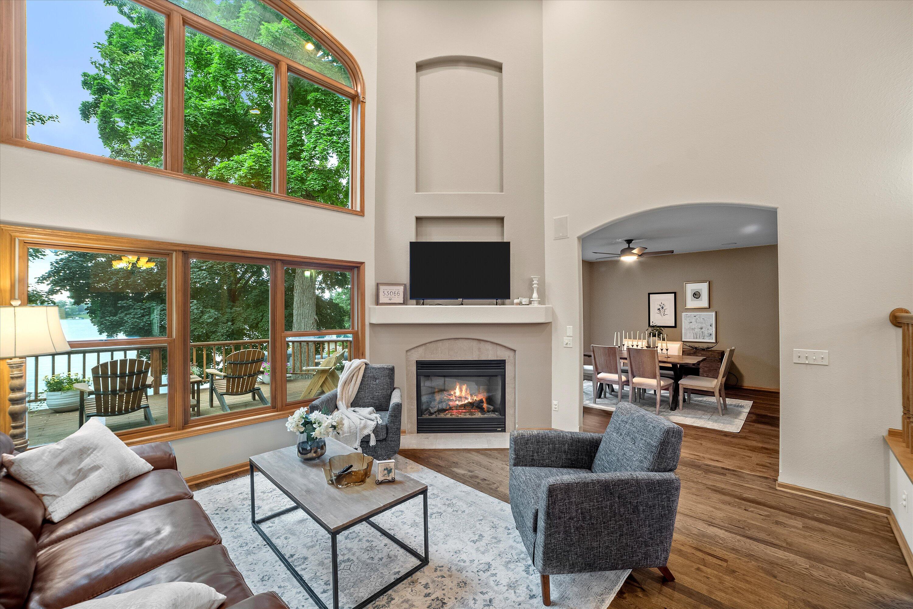 Wisconsin Lake Home for sale (MLS#: 1926653) at W354N5000  Road T -, in Oconomowoc, Wisconsin. (11 of 81)