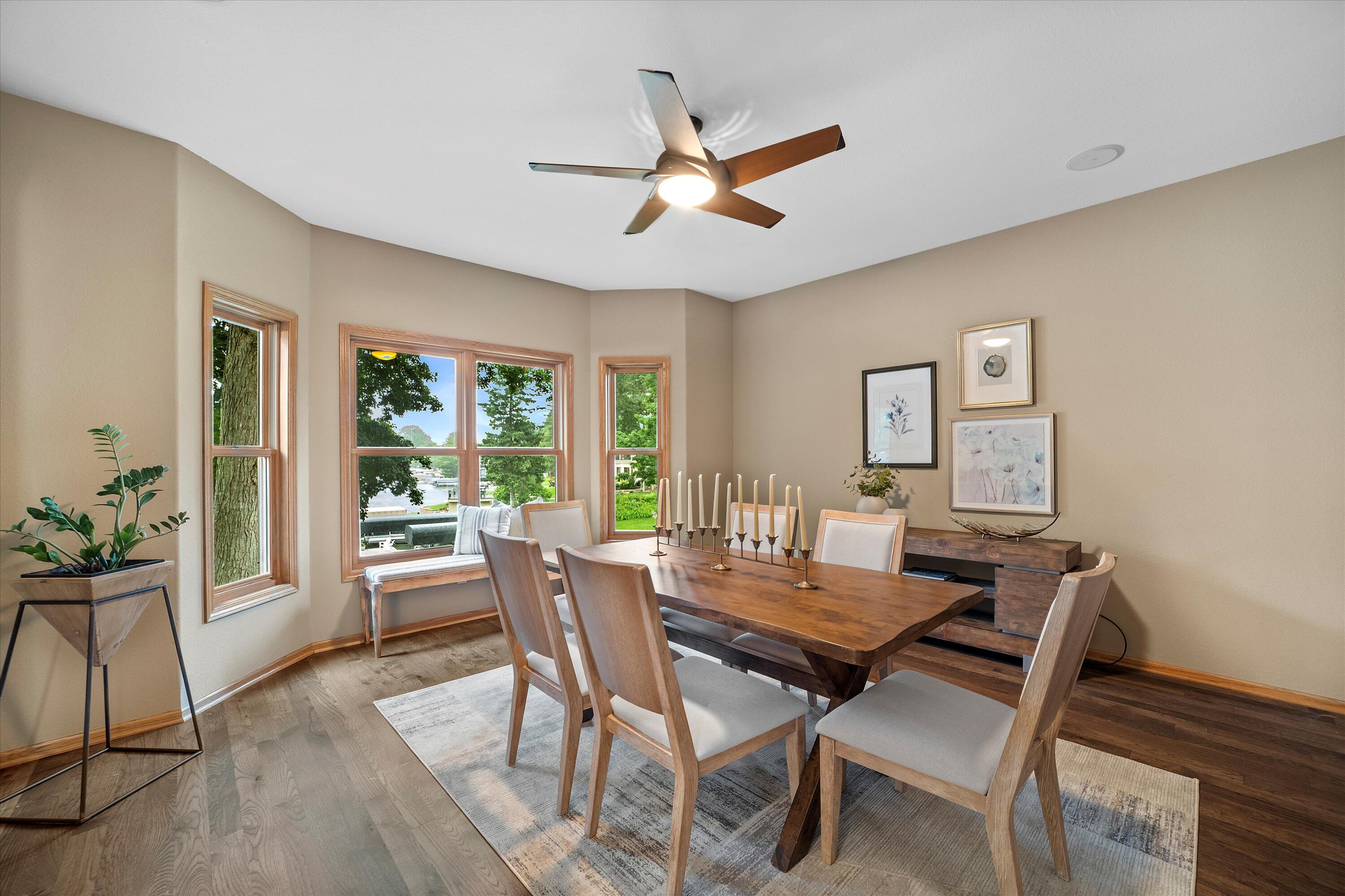 Wisconsin Lake Home for sale (MLS#: 1926653) at W354N5000  Road T -, in Oconomowoc, Wisconsin. (23 of 81)