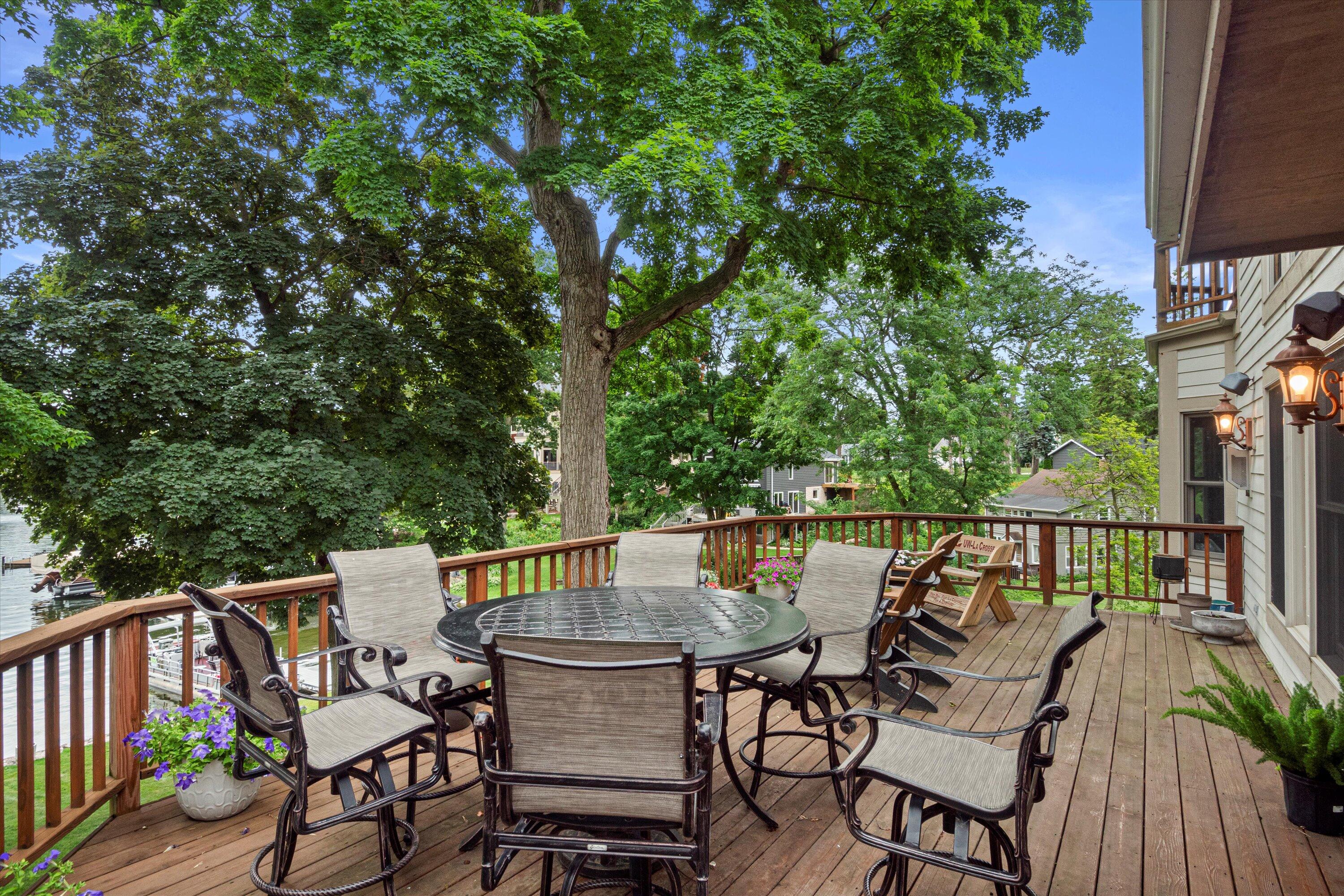 Wisconsin Lake Home for sale (MLS#: 1926653) at W354N5000  Road T -, in Oconomowoc, Wisconsin. (26 of 81)