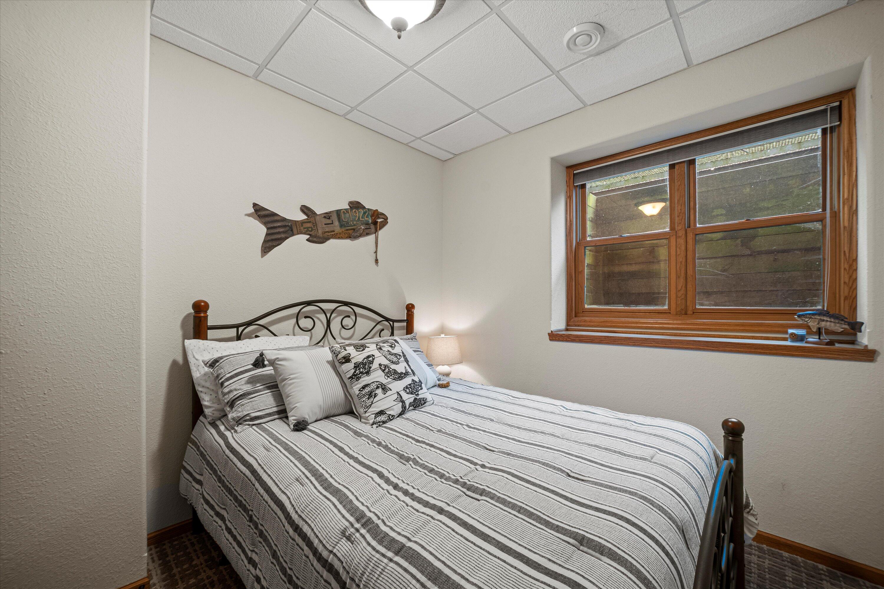Wisconsin Lake Home for sale (MLS#: 1926653) at W354N5000  Road T -, in Oconomowoc, Wisconsin. (45 of 81)