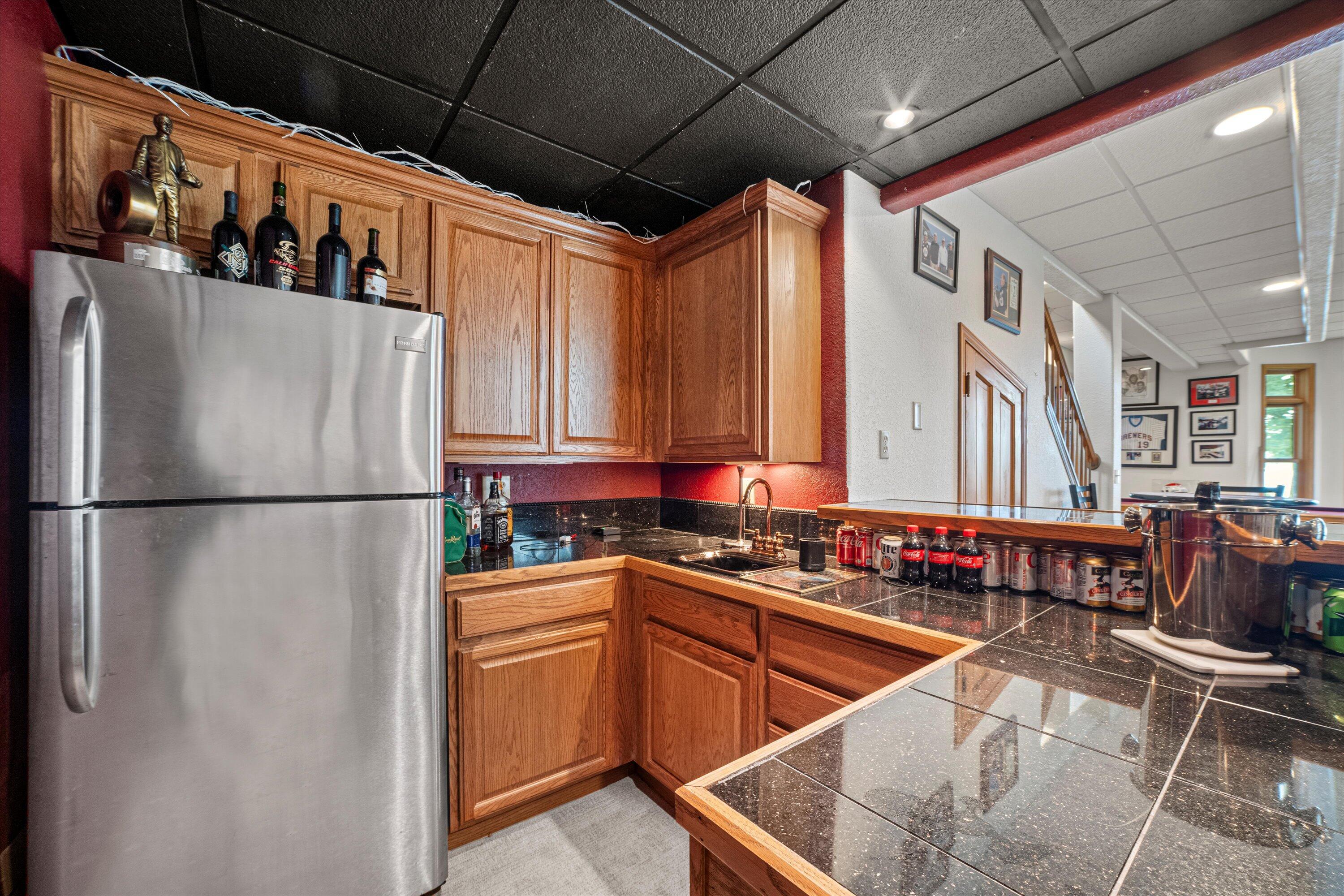 Wisconsin Lake Home for sale (MLS#: 1926653) at W354N5000  Road T -, in Oconomowoc, Wisconsin. (53 of 81)