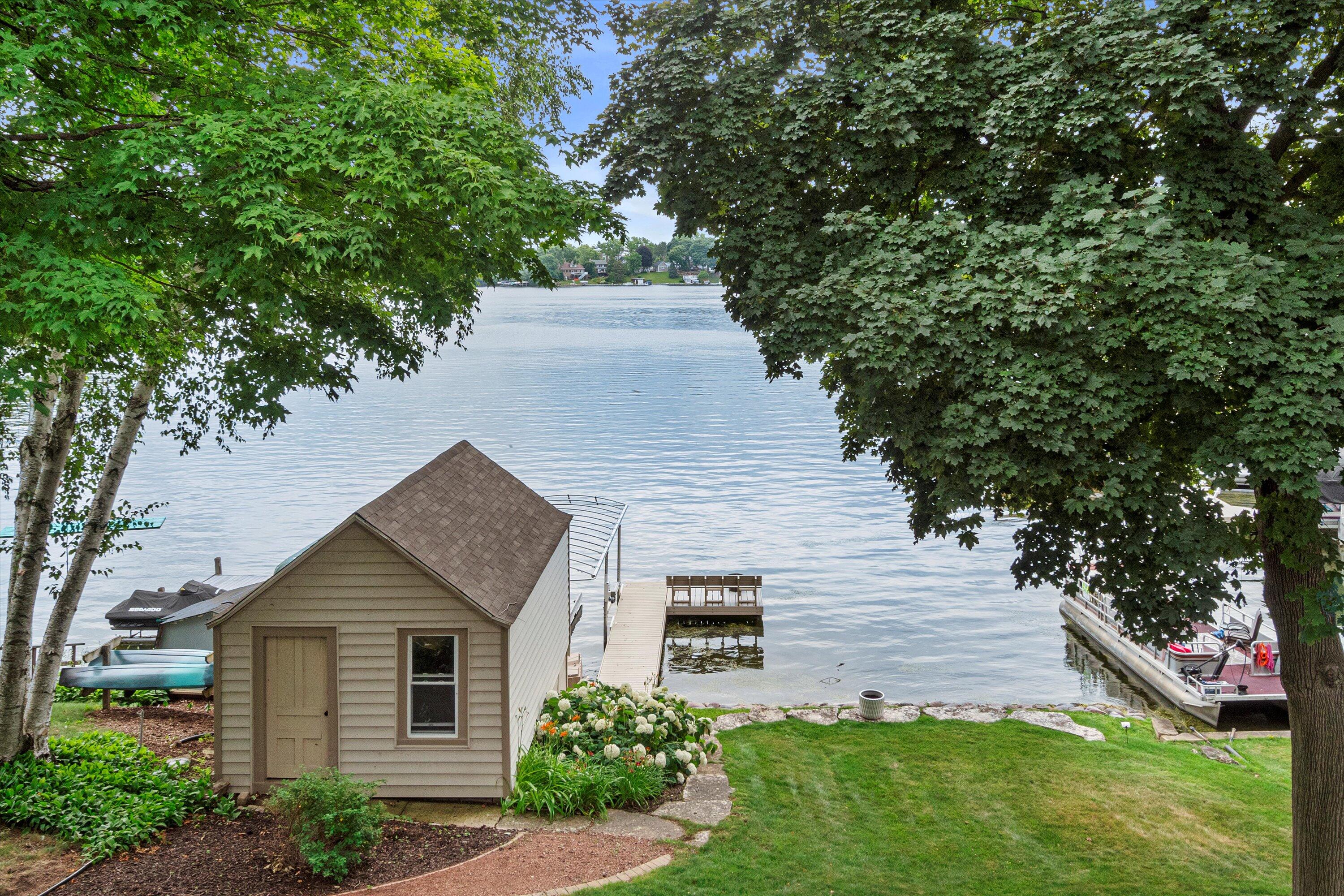 Wisconsin Lake Home for sale (MLS#: 1926653) at W354N5000  Road T -, in Oconomowoc, Wisconsin. (65 of 81)