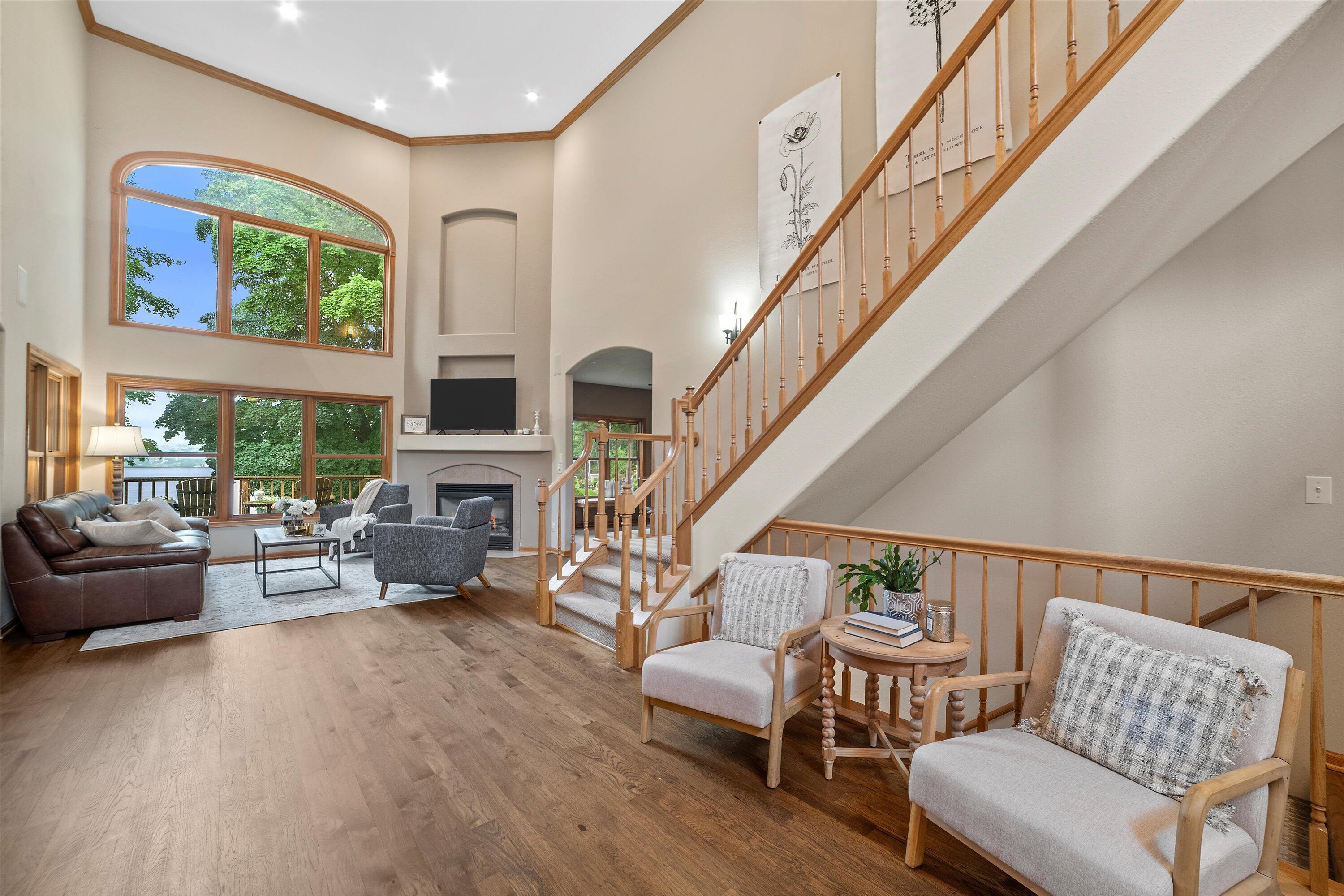Wisconsin Lake Home for sale (MLS#: 1926653) at W354N5000  Road T -, in Oconomowoc, Wisconsin. (9 of 81)