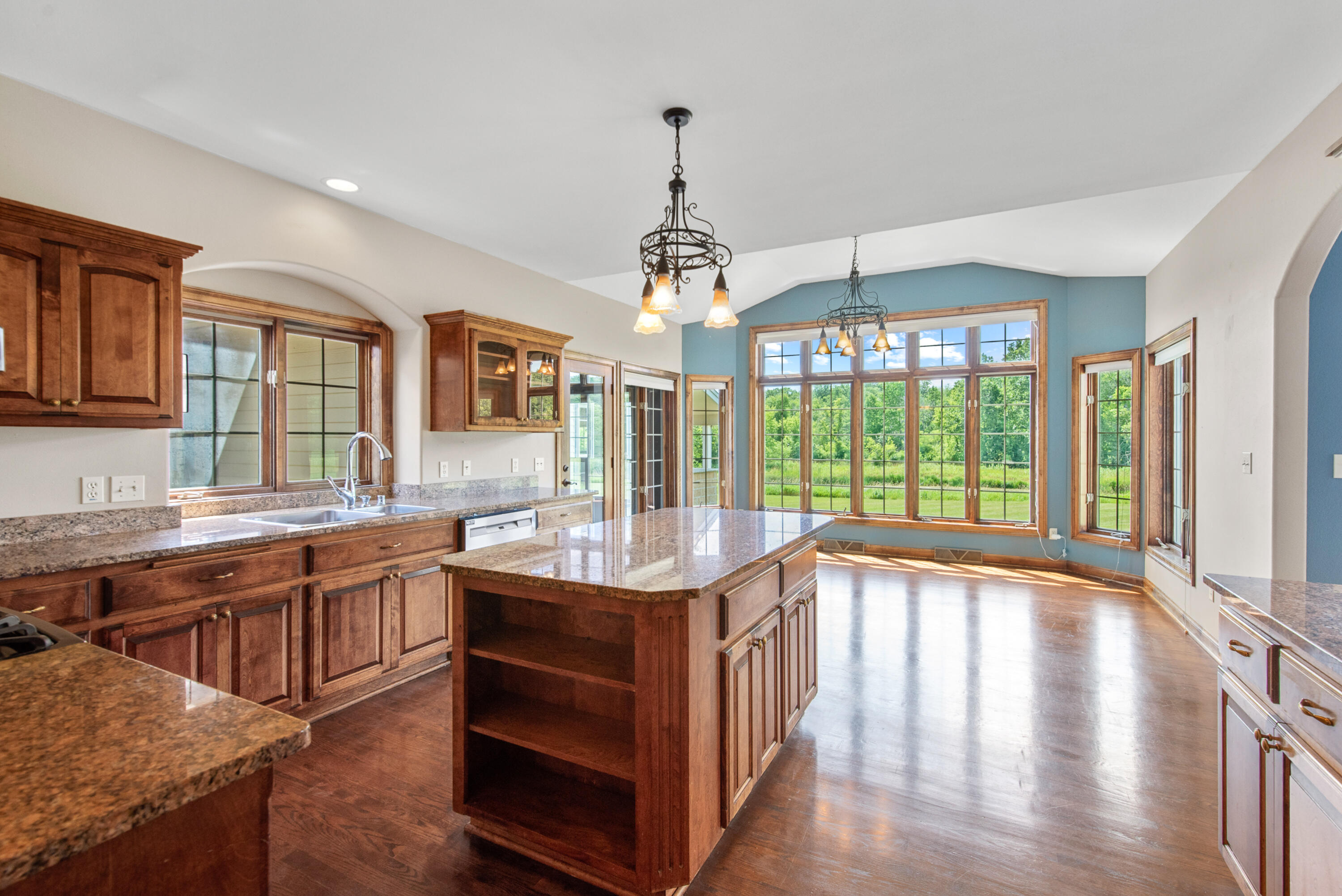 Wisconsin Lake Home for sale (MLS#: 1926665) at 3976  Woodridge Ct, in Richfield, Wisconsin. (11 of 70)