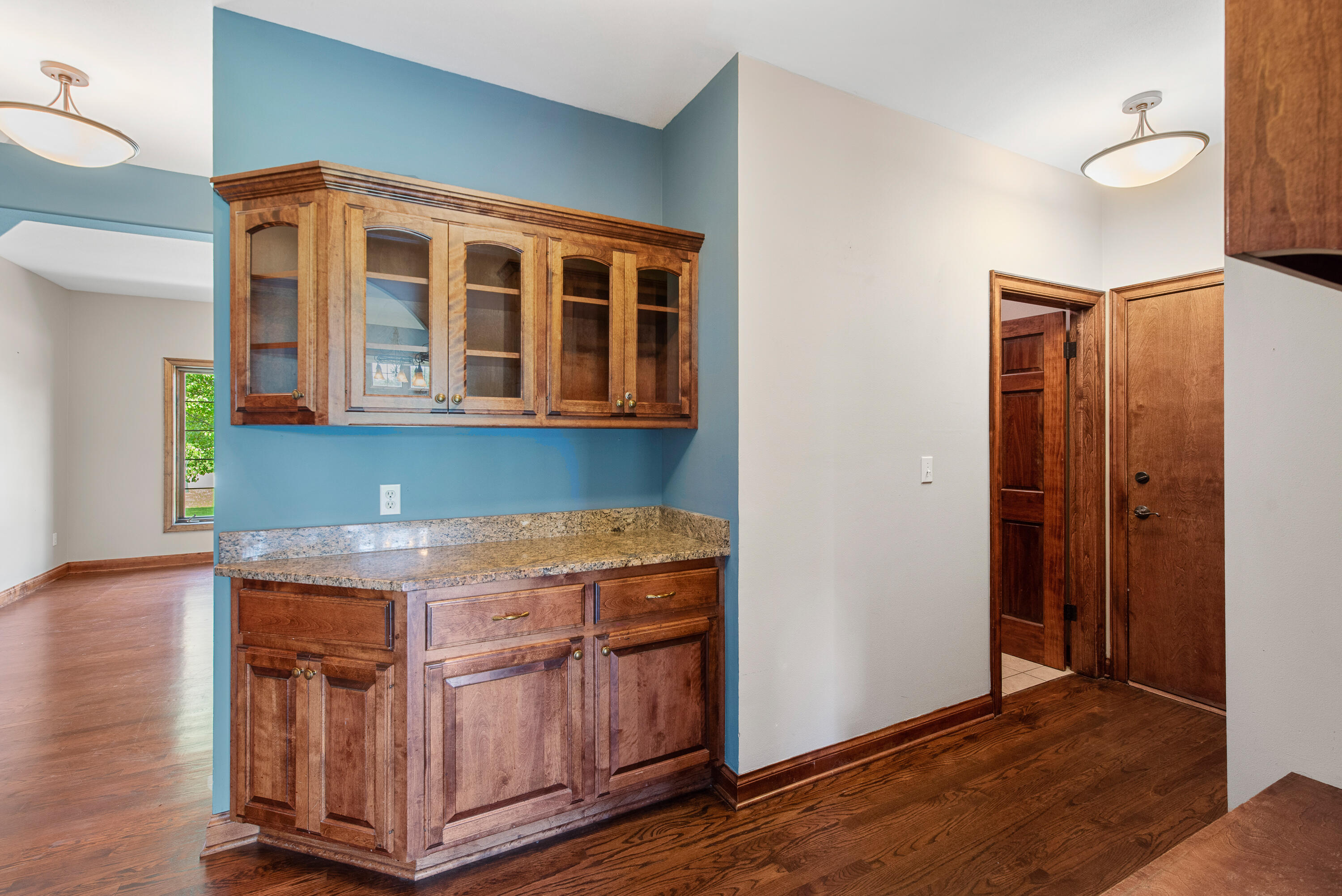 Wisconsin Lake Home for sale (MLS#: 1926665) at 3976  Woodridge Ct, in Richfield, Wisconsin. (16 of 70)
