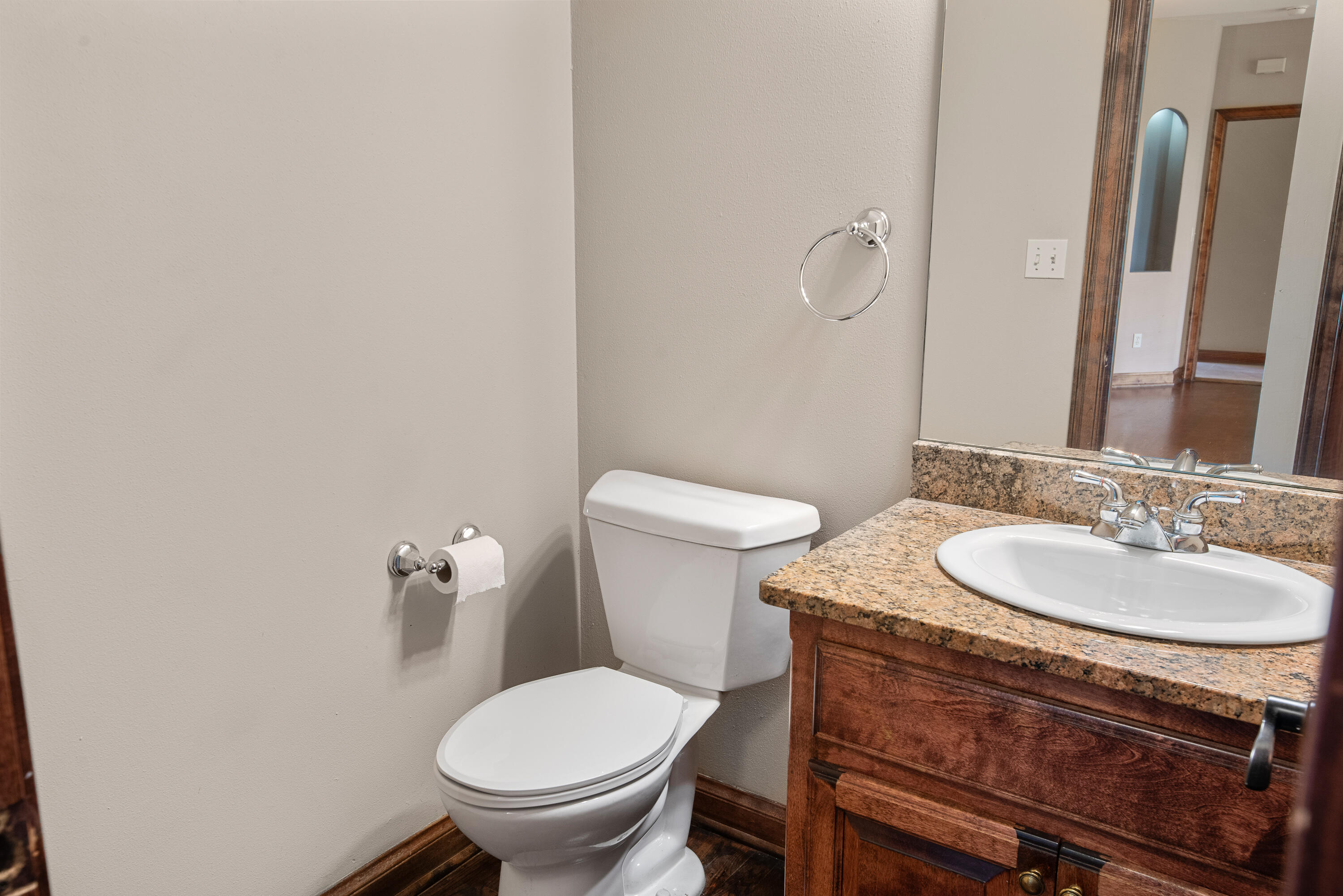 Wisconsin Lake Home for sale (MLS#: 1926665) at 3976  Woodridge Ct, in Richfield, Wisconsin. (18 of 70)