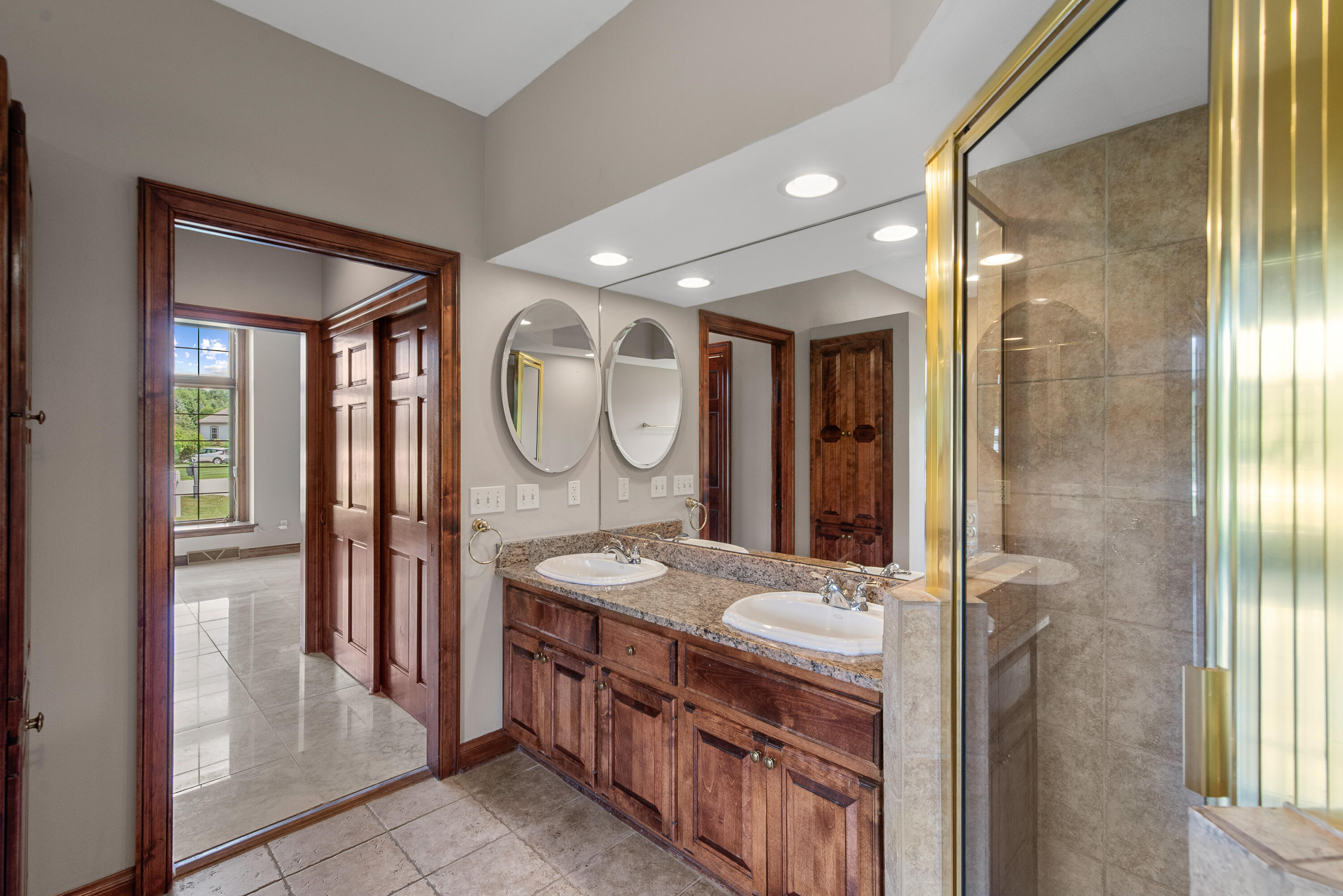 Wisconsin Lake Home for sale (MLS#: 1926665) at 3976  Woodridge Ct, in Richfield, Wisconsin. (27 of 70)