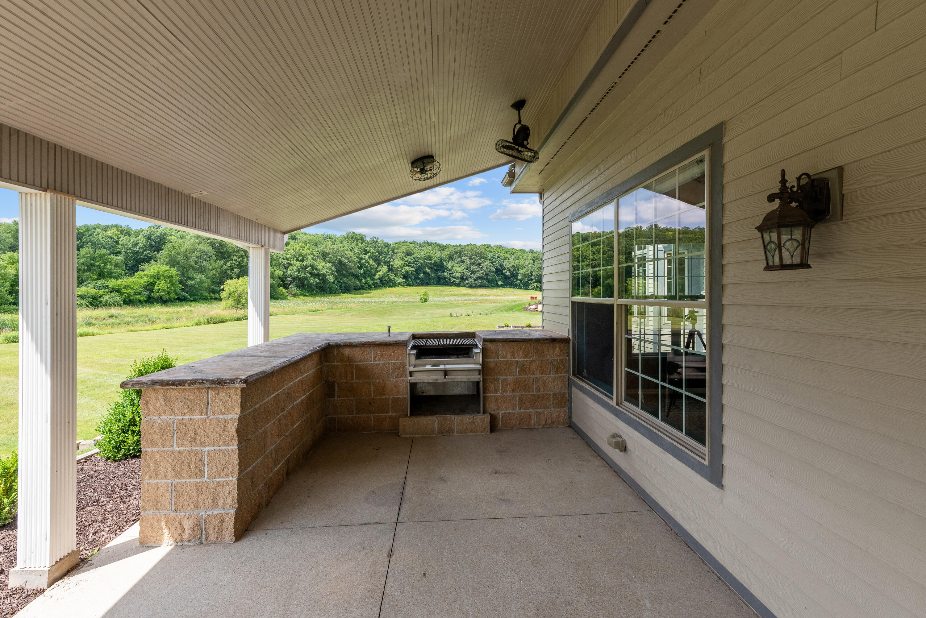 Wisconsin Lake Home for sale (MLS#: 1926665) at 3976  Woodridge Ct, in Richfield, Wisconsin. (50 of 70)
