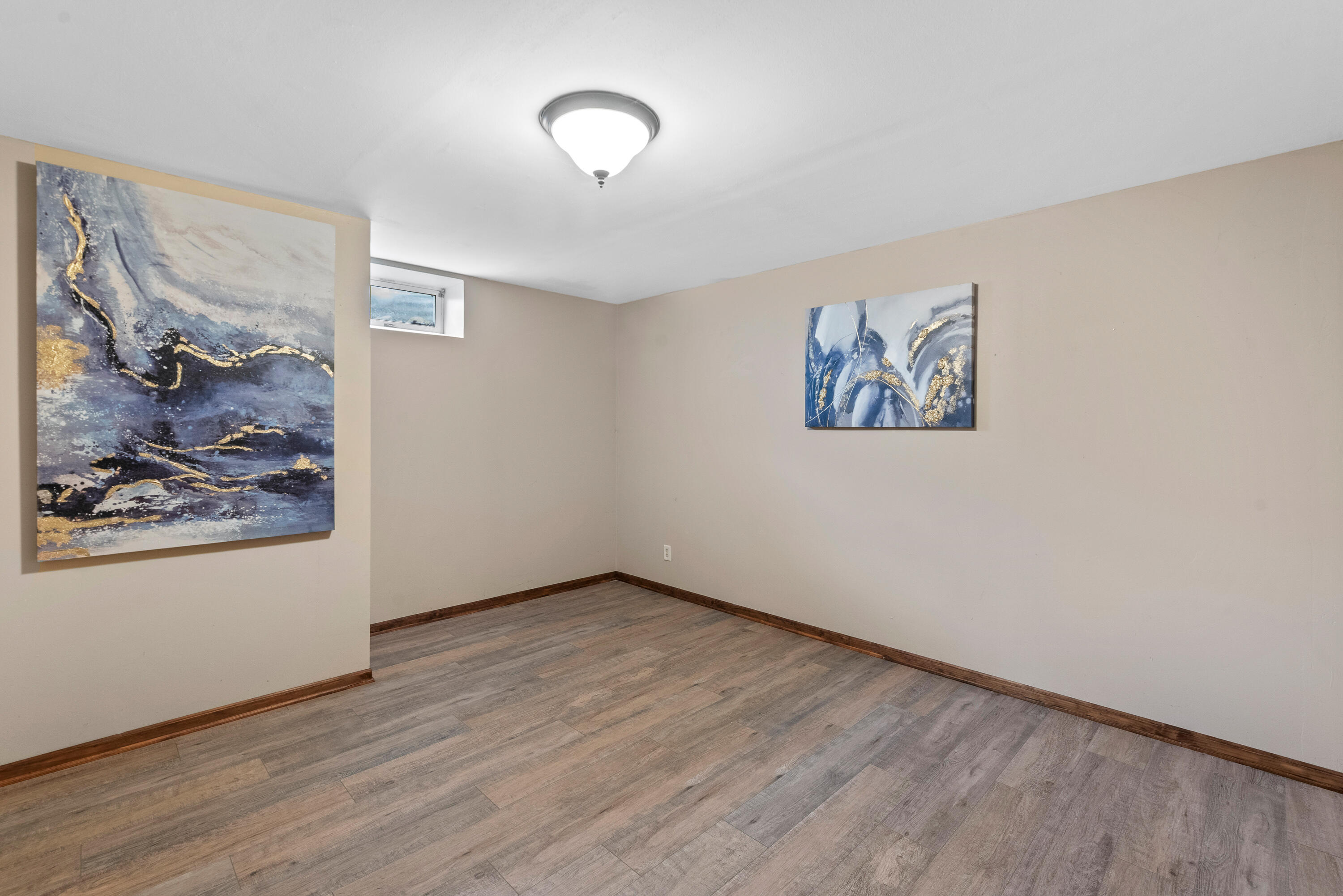 Wisconsin Lake Home for sale (MLS#: 1926665) at 3976  Woodridge Ct, in Richfield, Wisconsin. (55 of 70)