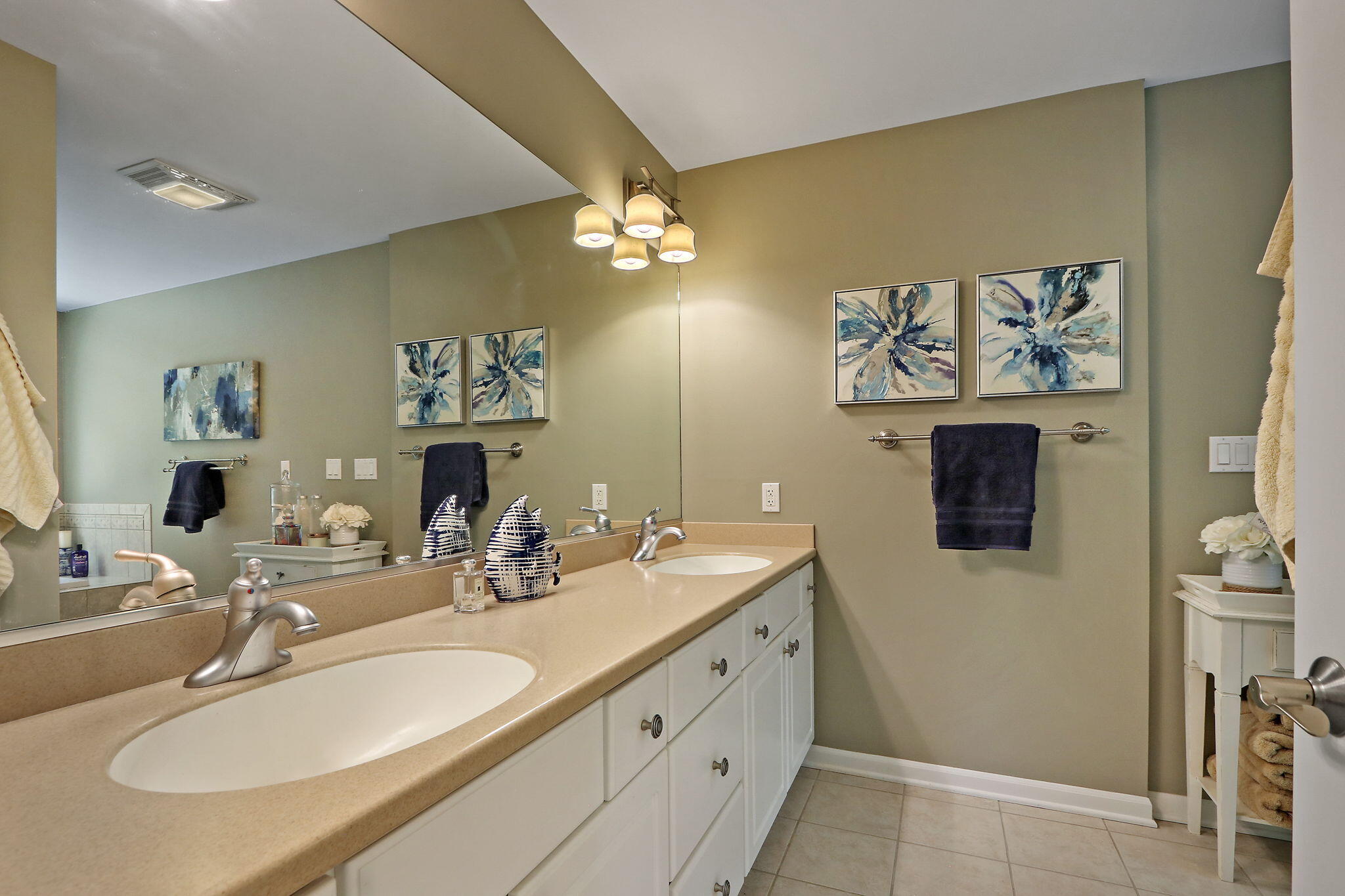 Wisconsin Lake Home for sale (MLS#: 1926684) at W2891  Hollybush Dr, in Linn, Wisconsin. (15 of 40)