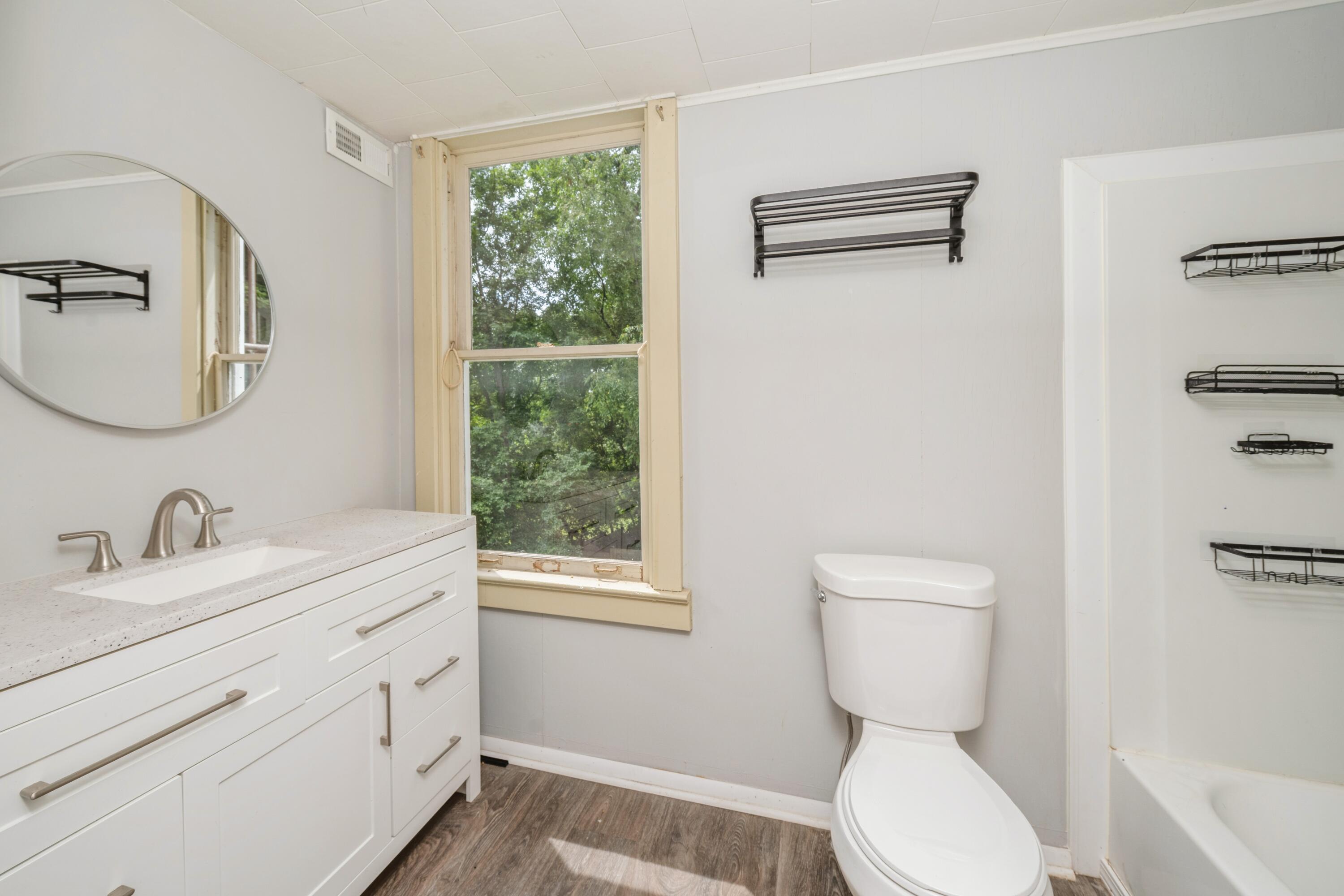Wisconsin Lake Home for sale (MLS#: 1926821) at N3250  Tamarack Rd, in Geneva, Wisconsin. (15 of 17)