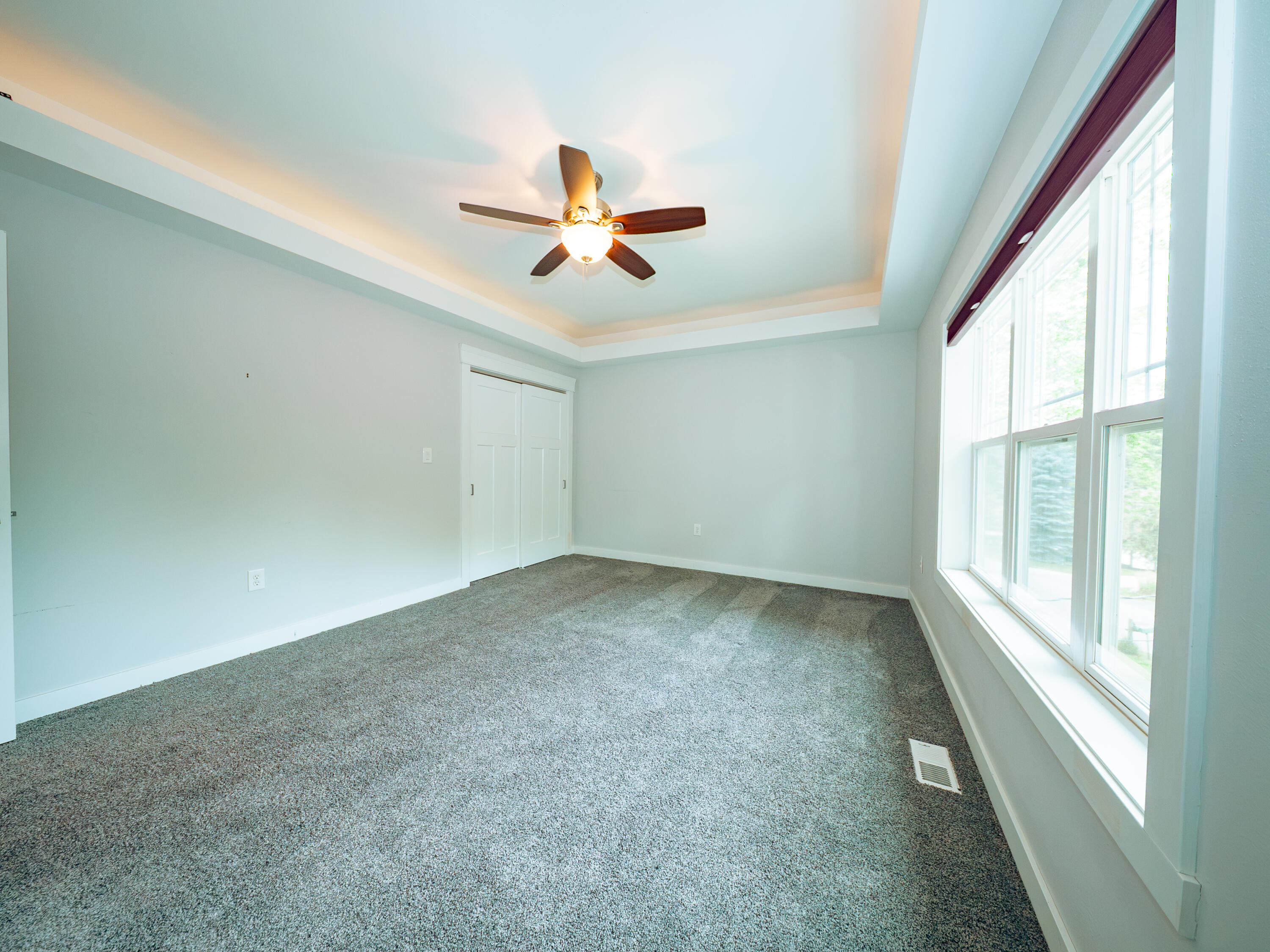 Wisconsin Lake Home for sale (MLS#: 1926825) at N21W29727  Glen Cove Rd, in Delafield, Wisconsin. (46 of 51)