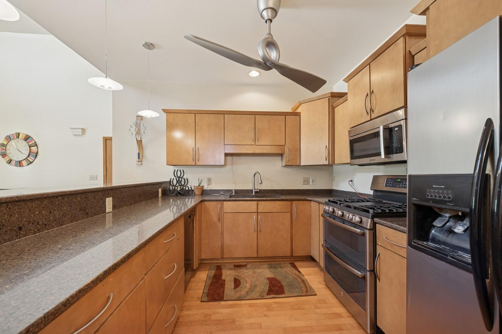 Wisconsin Lake Home for sale (MLS#: 1926849) at W1800  County Road B -, in Bloomfield, Wisconsin. (16 of 77)