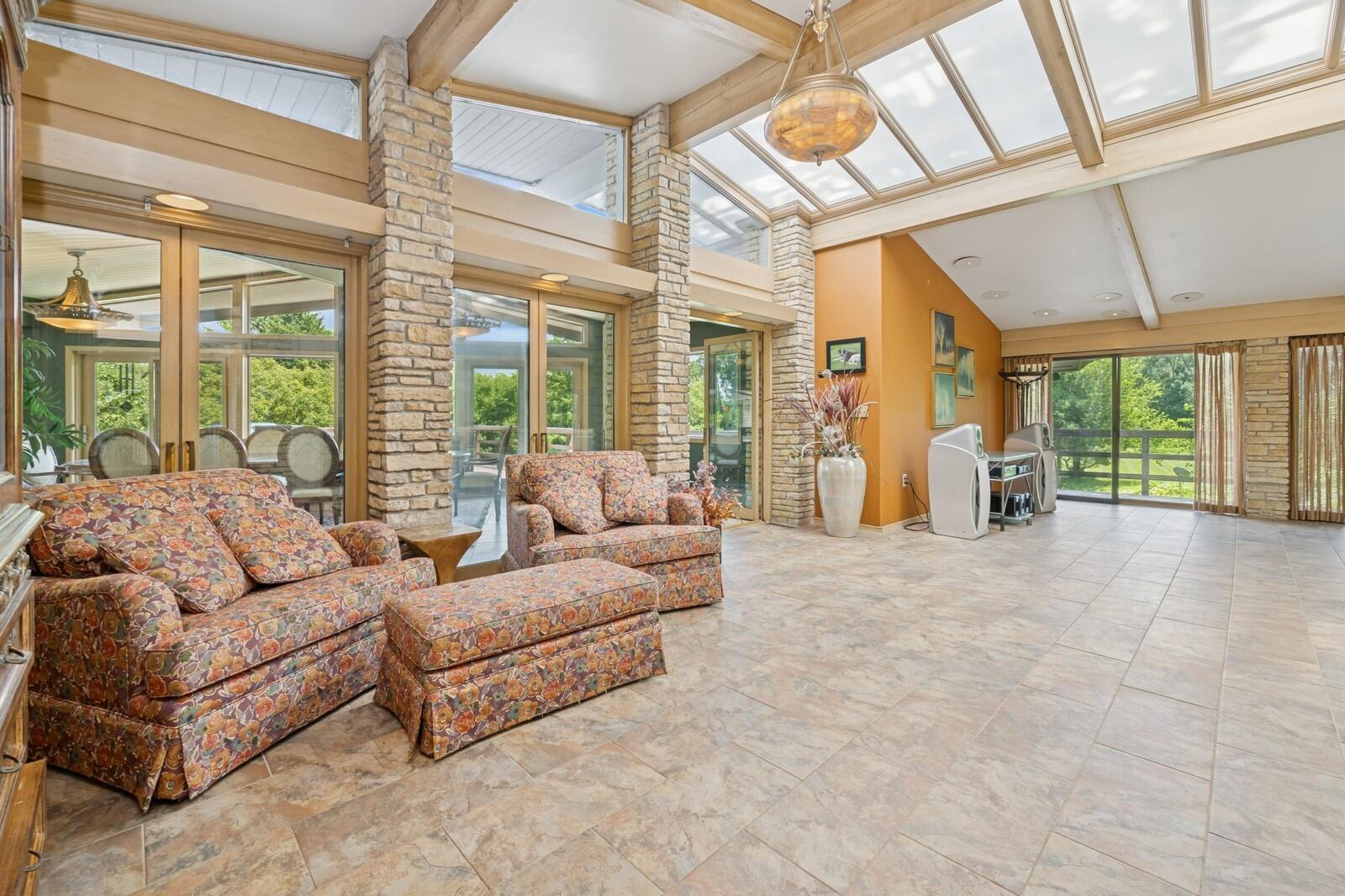 Wisconsin Lake Home for sale (MLS#: 1926849) at W1800  County Road B -, in Bloomfield, Wisconsin. (32 of 77)